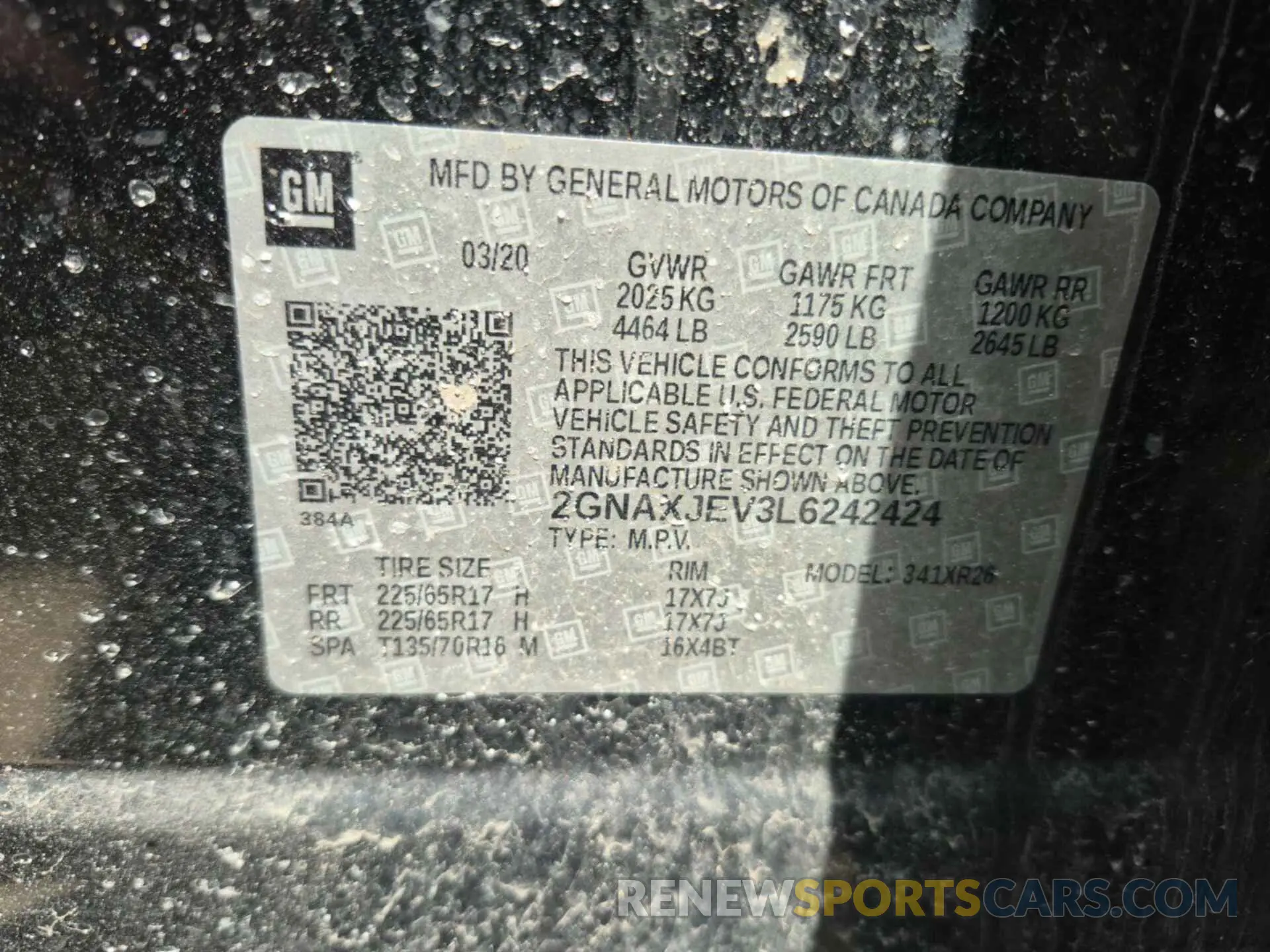 17 Photograph of a damaged car 2GNAXJEV3L6242424 CHEVROLET EQUINOX 2020