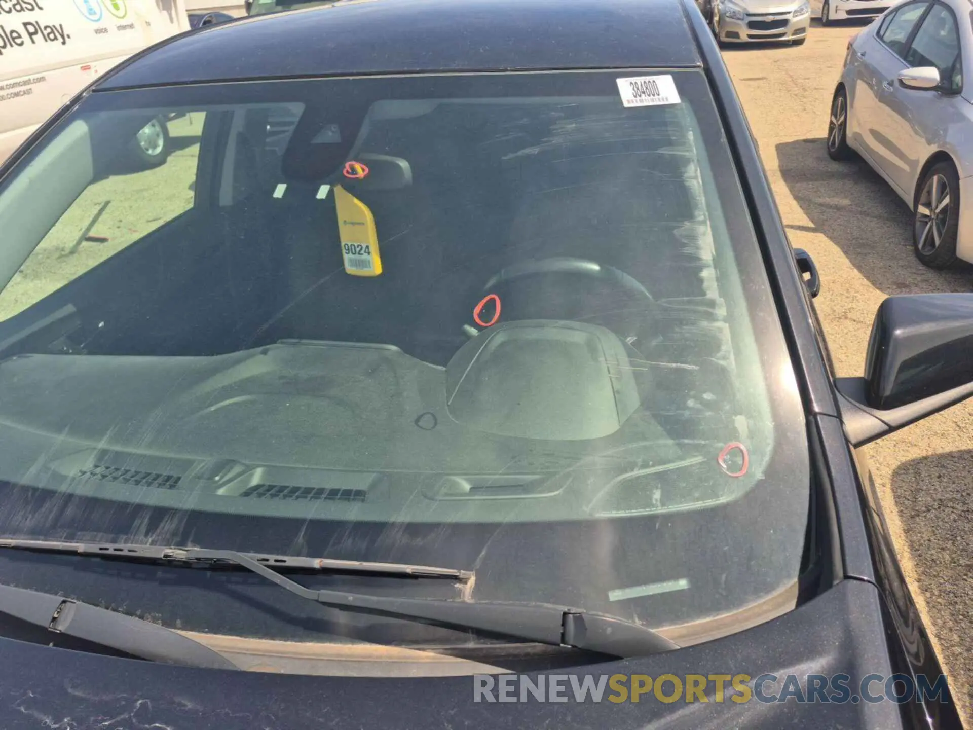 24 Photograph of a damaged car 2GNAXJEV3L6242424 CHEVROLET EQUINOX 2020