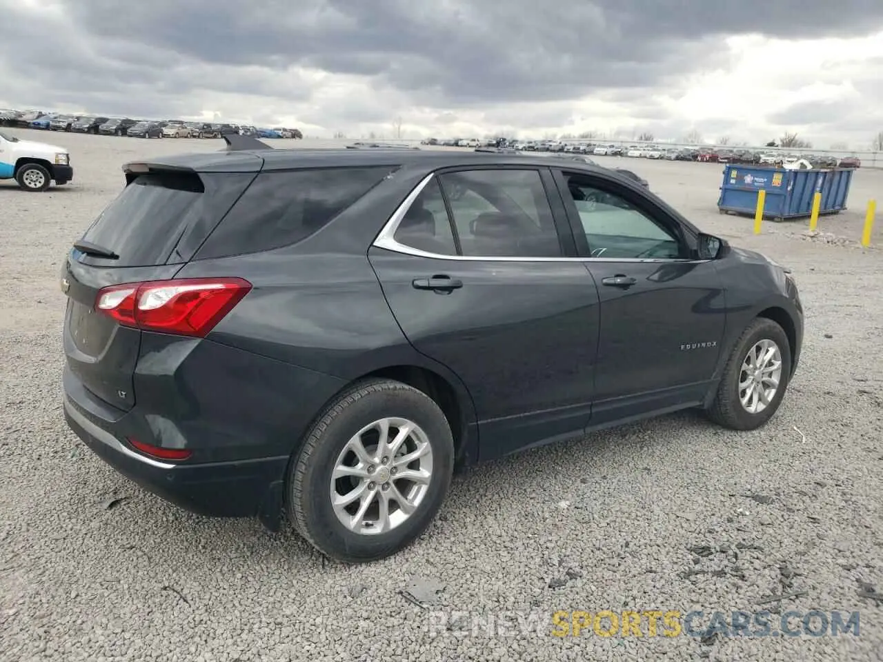 3 Photograph of a damaged car 2GNAXJEV3L6269140 CHEVROLET EQUINOX 2020