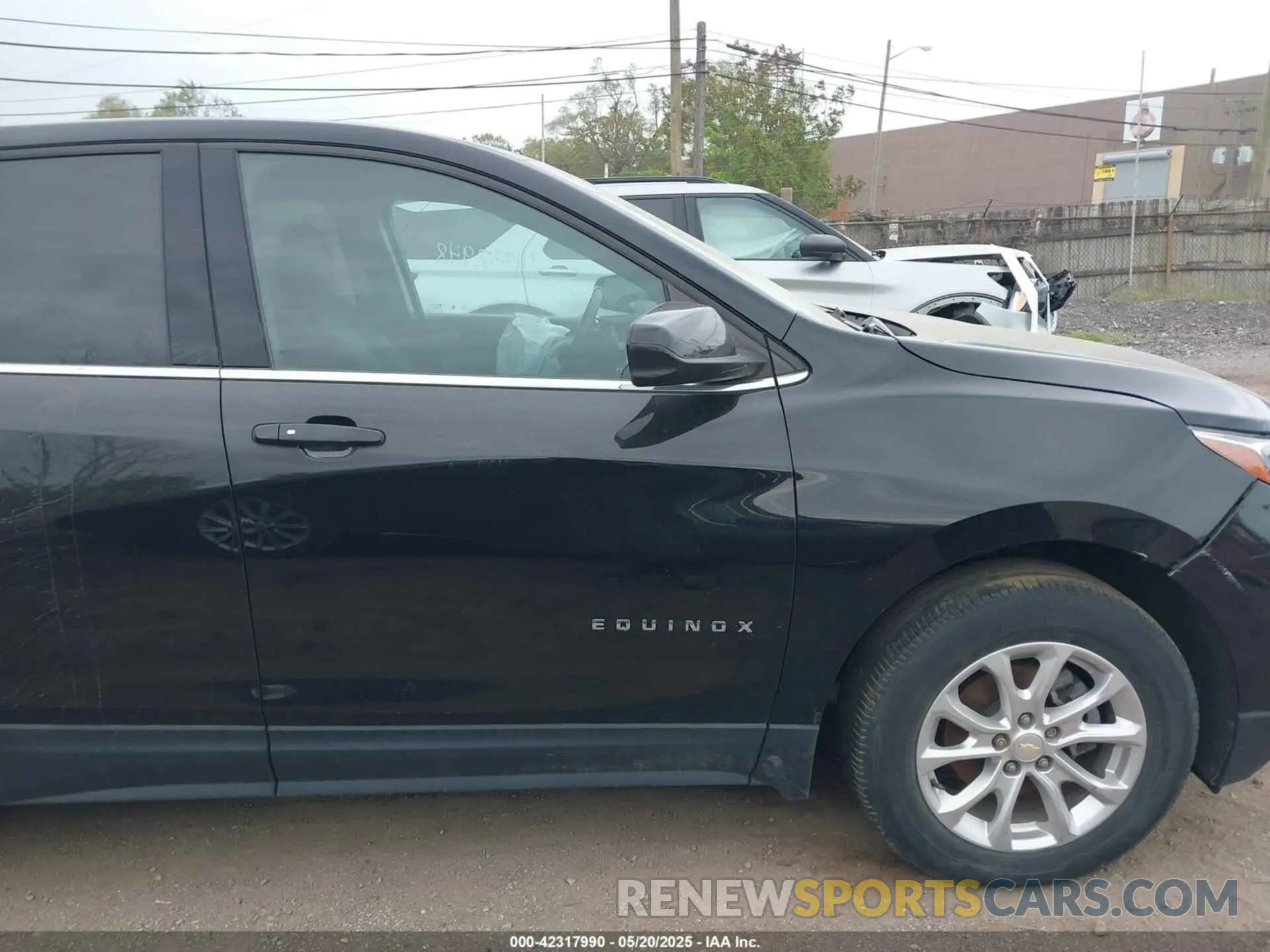 13 Photograph of a damaged car 2GNAXJEV4L6116279 CHEVROLET EQUINOX 2020