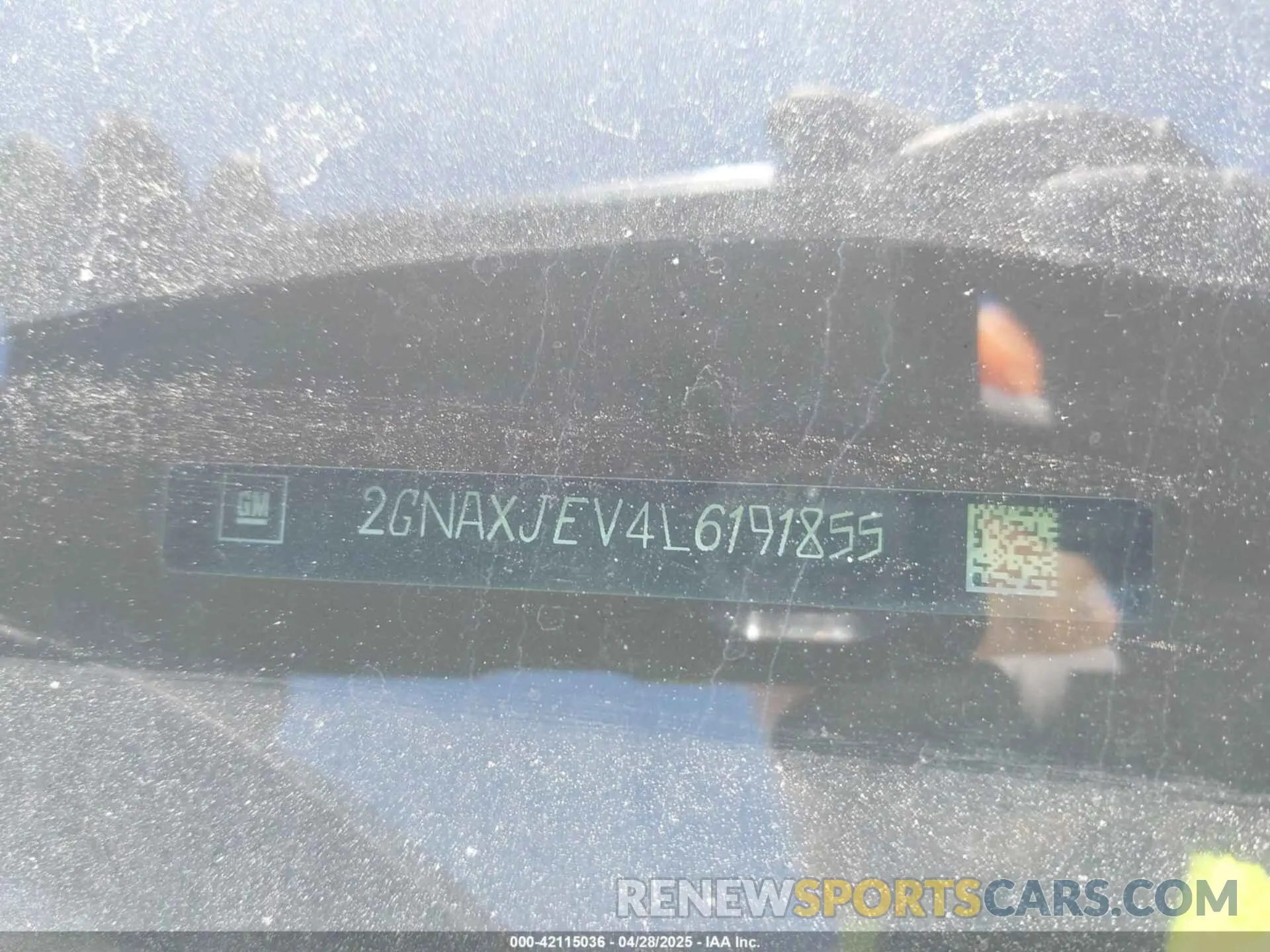 17 Photograph of a damaged car 2GNAXJEV4L6191855 CHEVROLET EQUINOX 2020