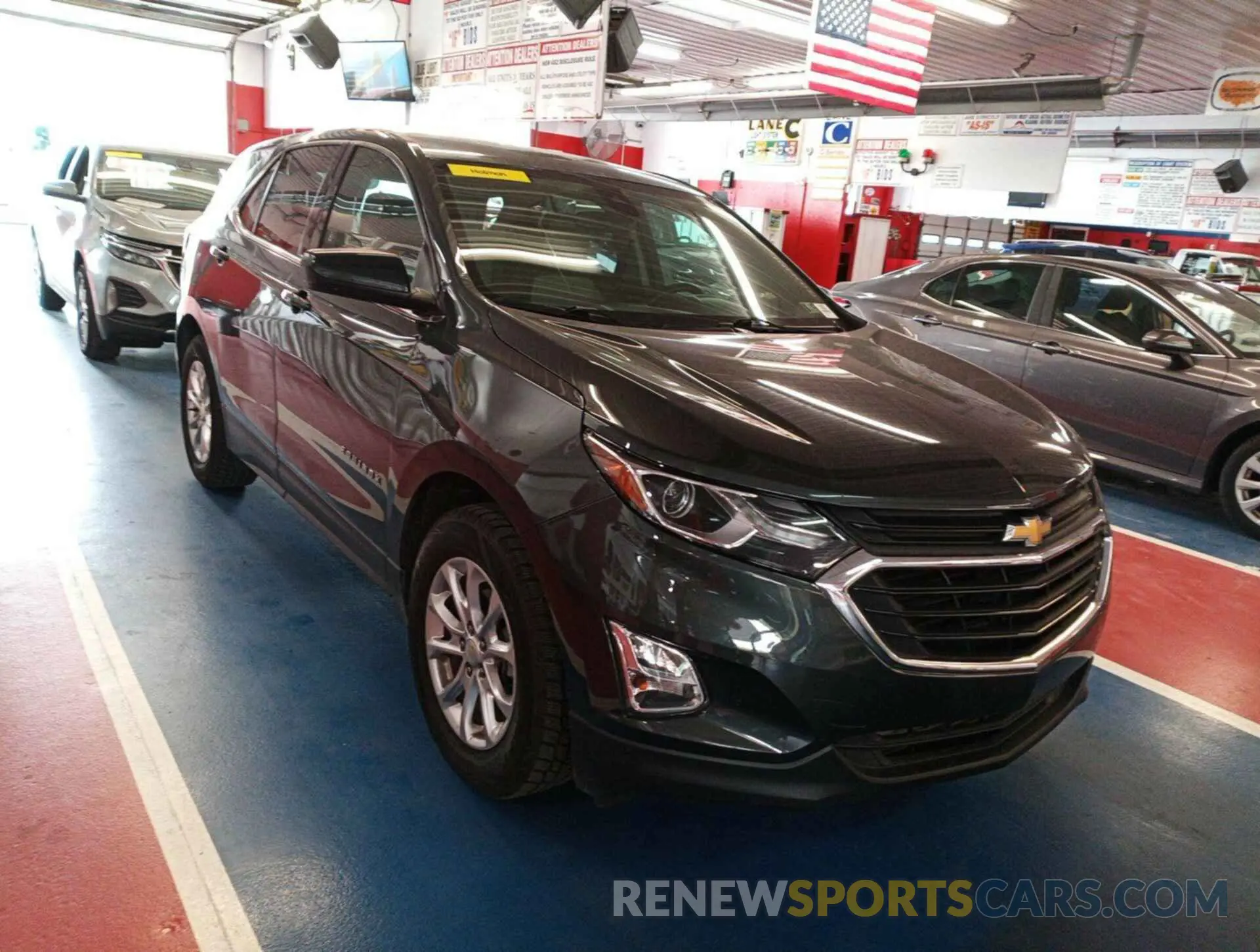 1 Photograph of a damaged car 2GNAXJEV4L6230850 CHEVROLET EQUINOX 2020