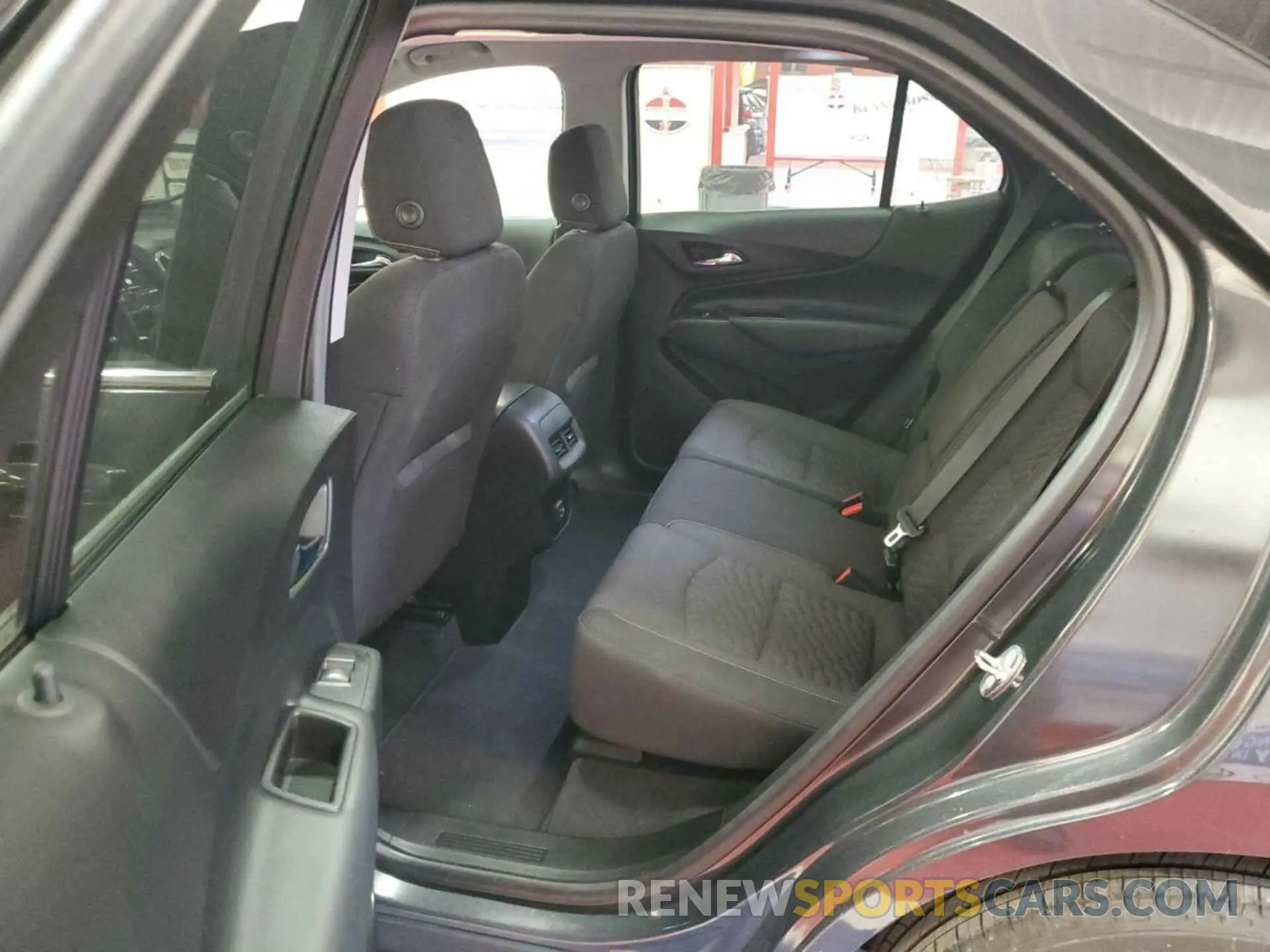15 Photograph of a damaged car 2GNAXJEV4L6232291 CHEVROLET EQUINOX 2020