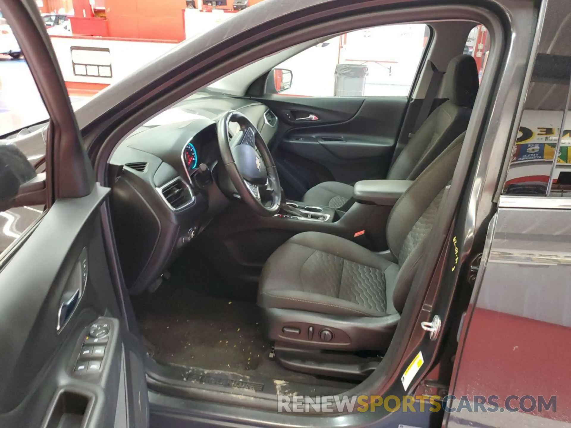 16 Photograph of a damaged car 2GNAXJEV4L6232291 CHEVROLET EQUINOX 2020
