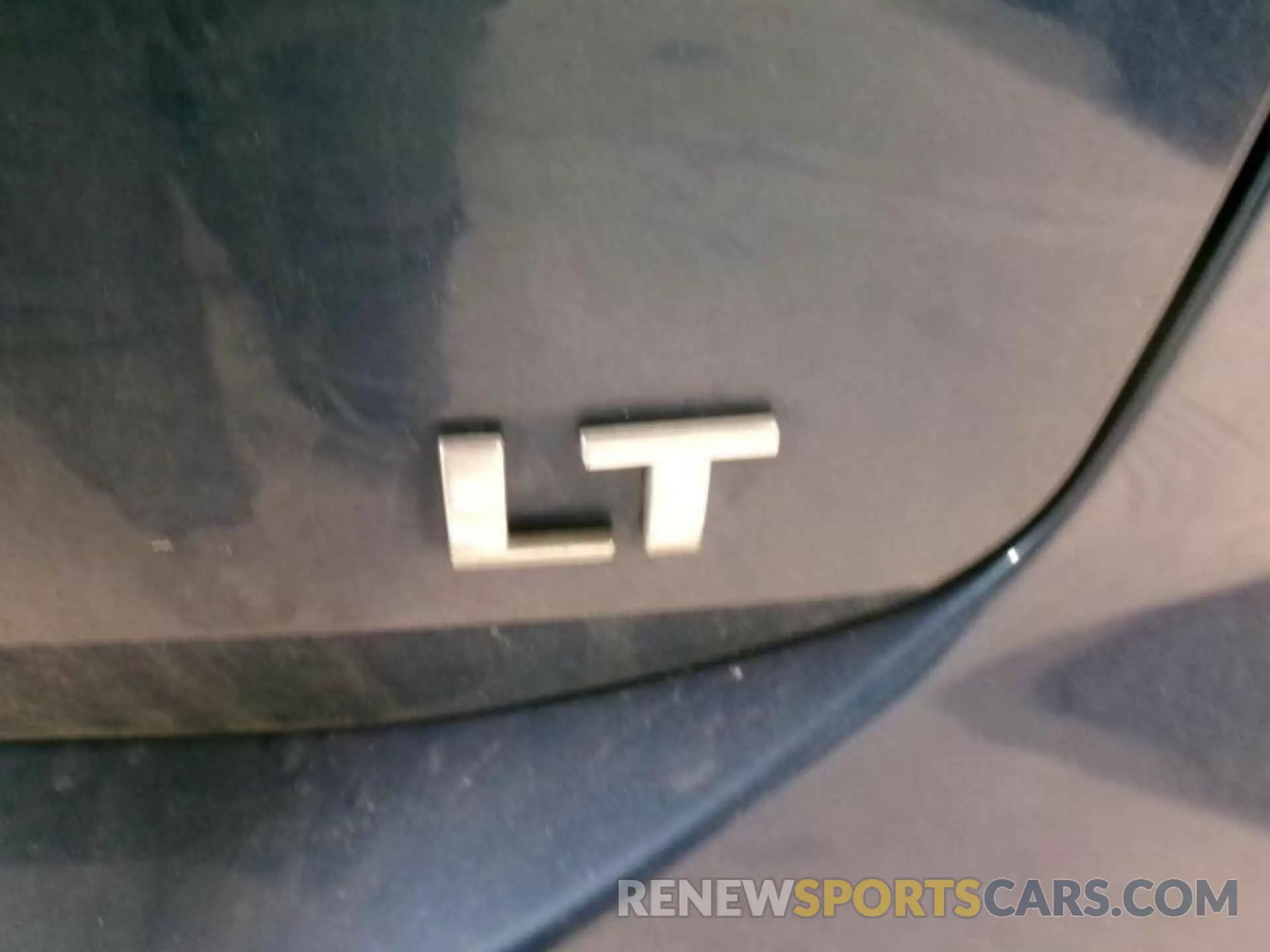 13 Photograph of a damaged car 2GNAXJEV4L6233196 CHEVROLET EQUINOX 2020