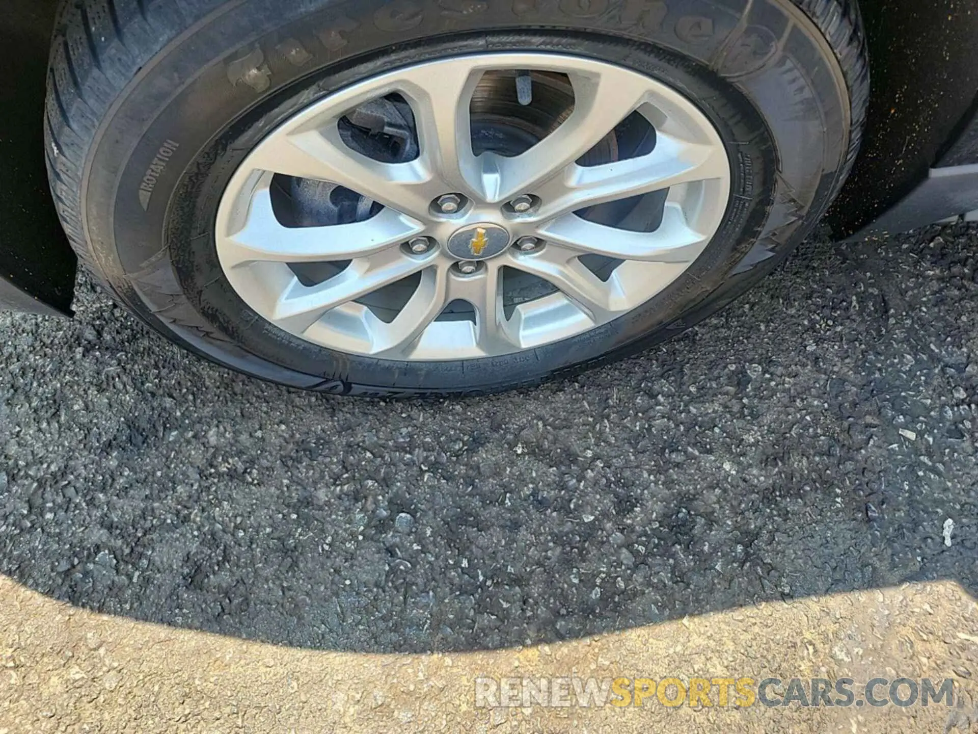 30 Photograph of a damaged car 2GNAXJEV4L6238785 CHEVROLET EQUINOX 2020
