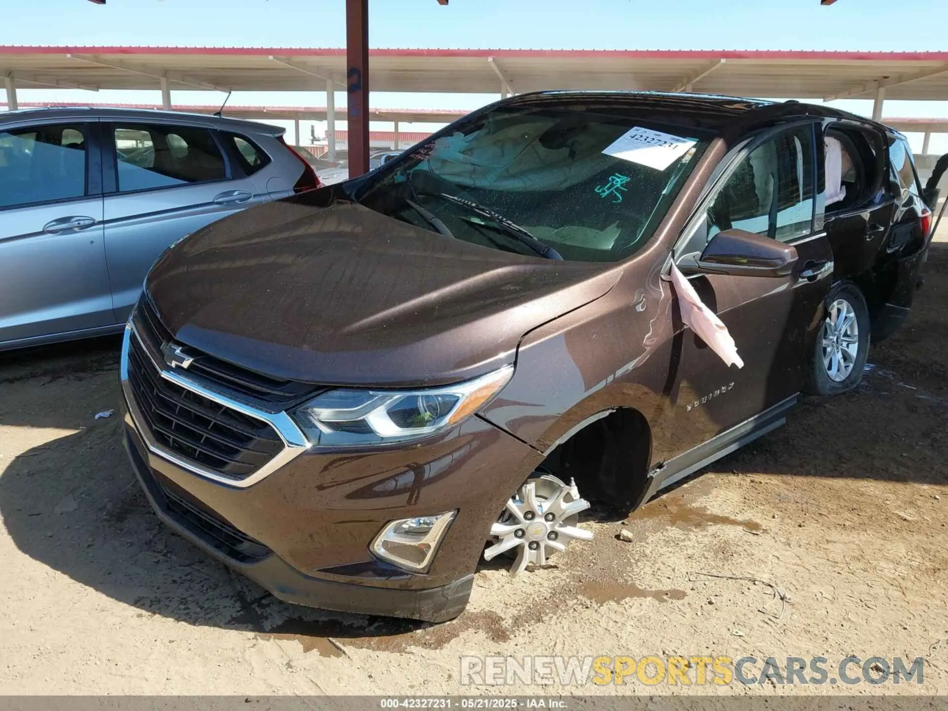 2 Photograph of a damaged car 2GNAXJEV4L6245025 CHEVROLET EQUINOX 2020