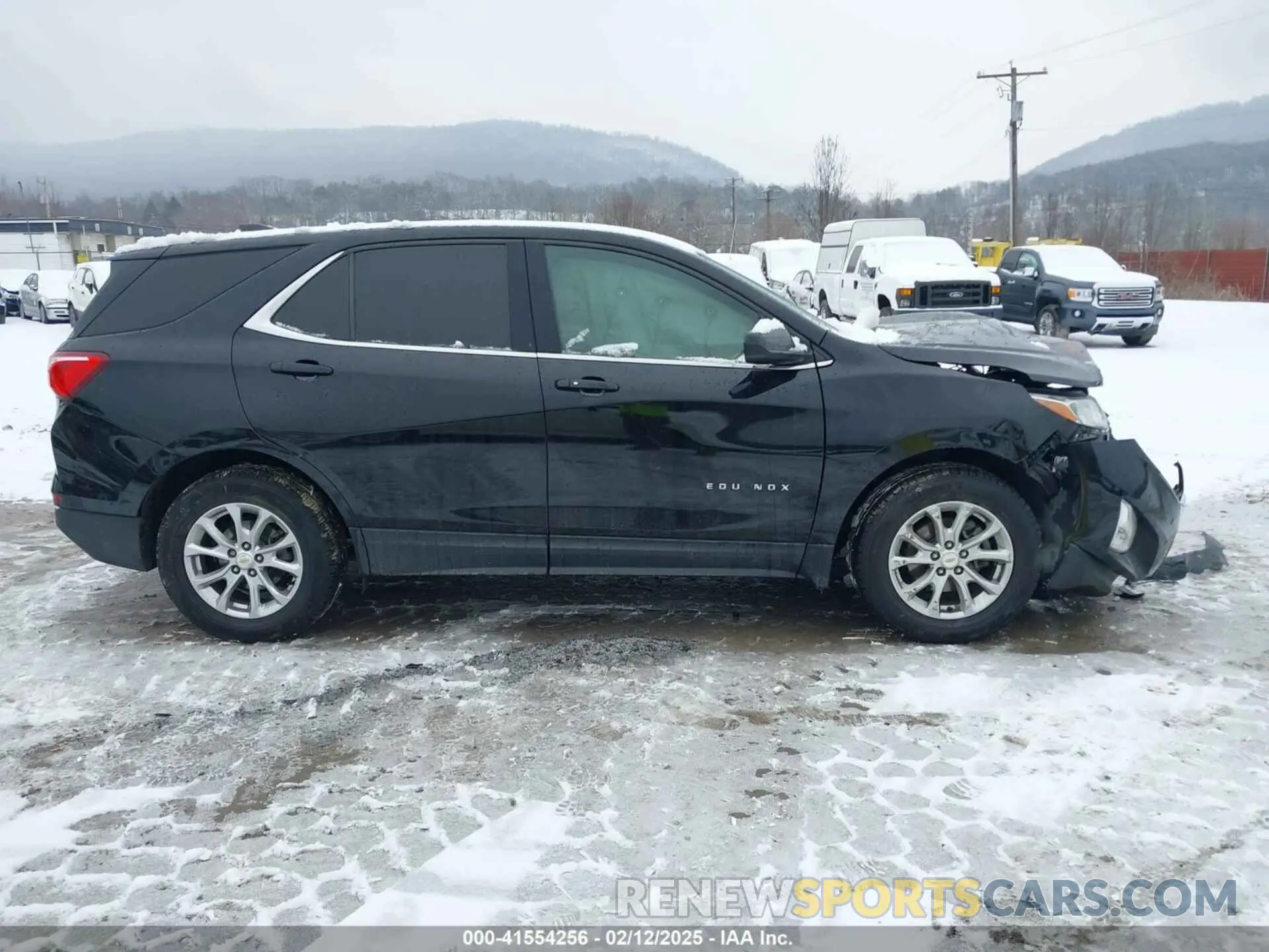 14 Photograph of a damaged car 2GNAXJEV5L6128909 CHEVROLET EQUINOX 2020