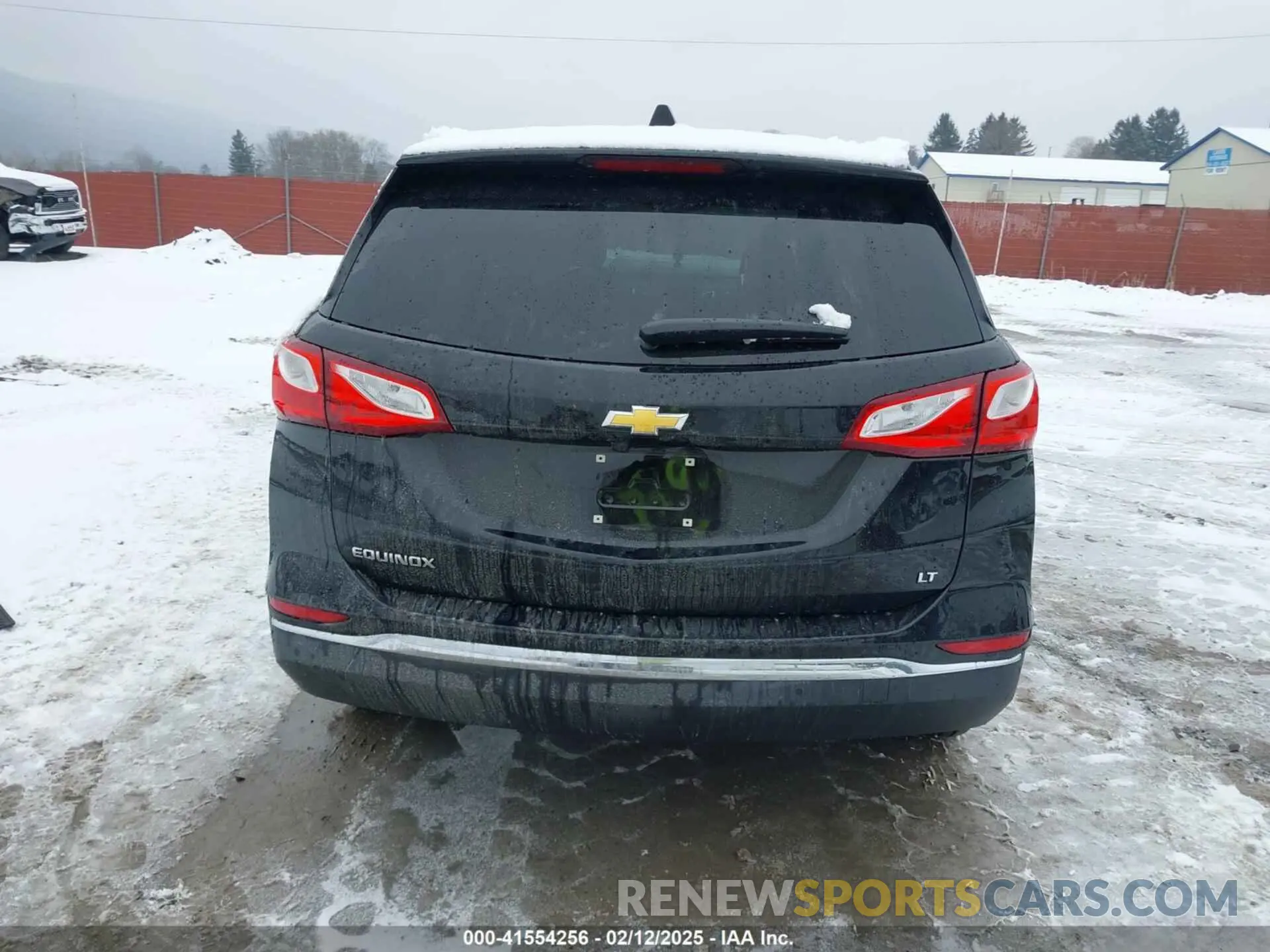 17 Photograph of a damaged car 2GNAXJEV5L6128909 CHEVROLET EQUINOX 2020