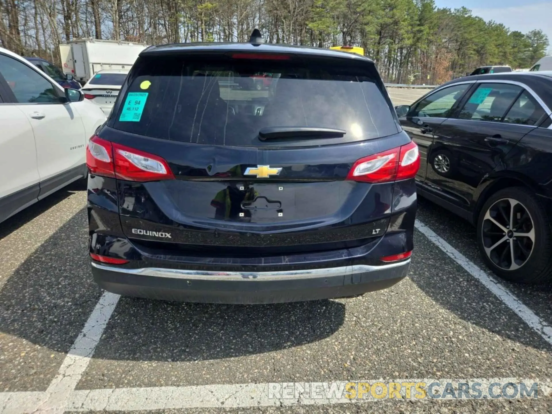 41 Photograph of a damaged car 2GNAXJEV5L6230842 CHEVROLET EQUINOX 2020