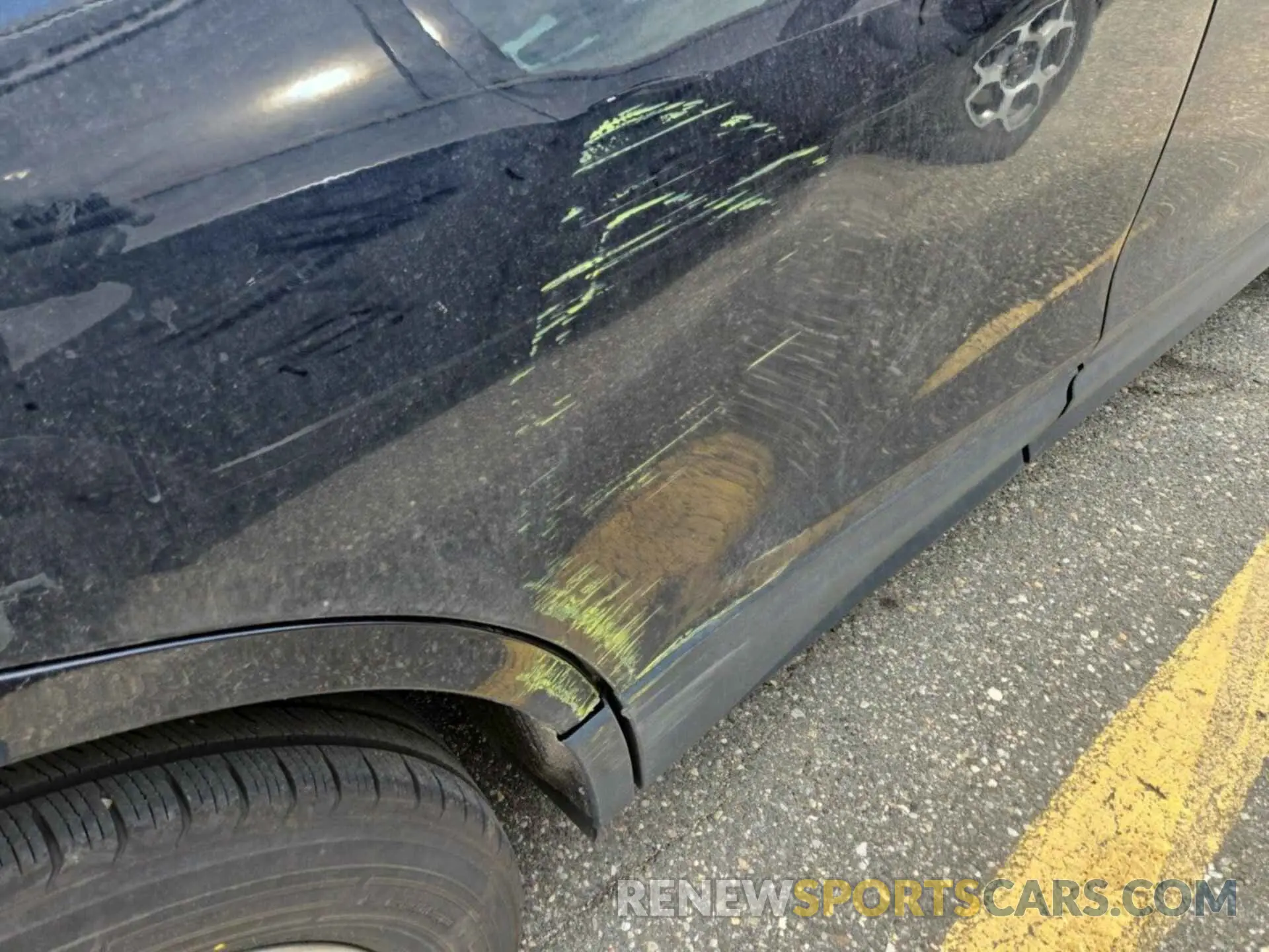 44 Photograph of a damaged car 2GNAXJEV5L6230842 CHEVROLET EQUINOX 2020
