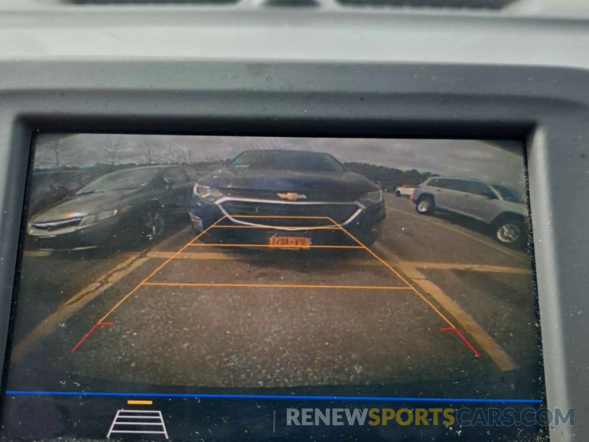 49 Photograph of a damaged car 2GNAXJEV5L6230842 CHEVROLET EQUINOX 2020