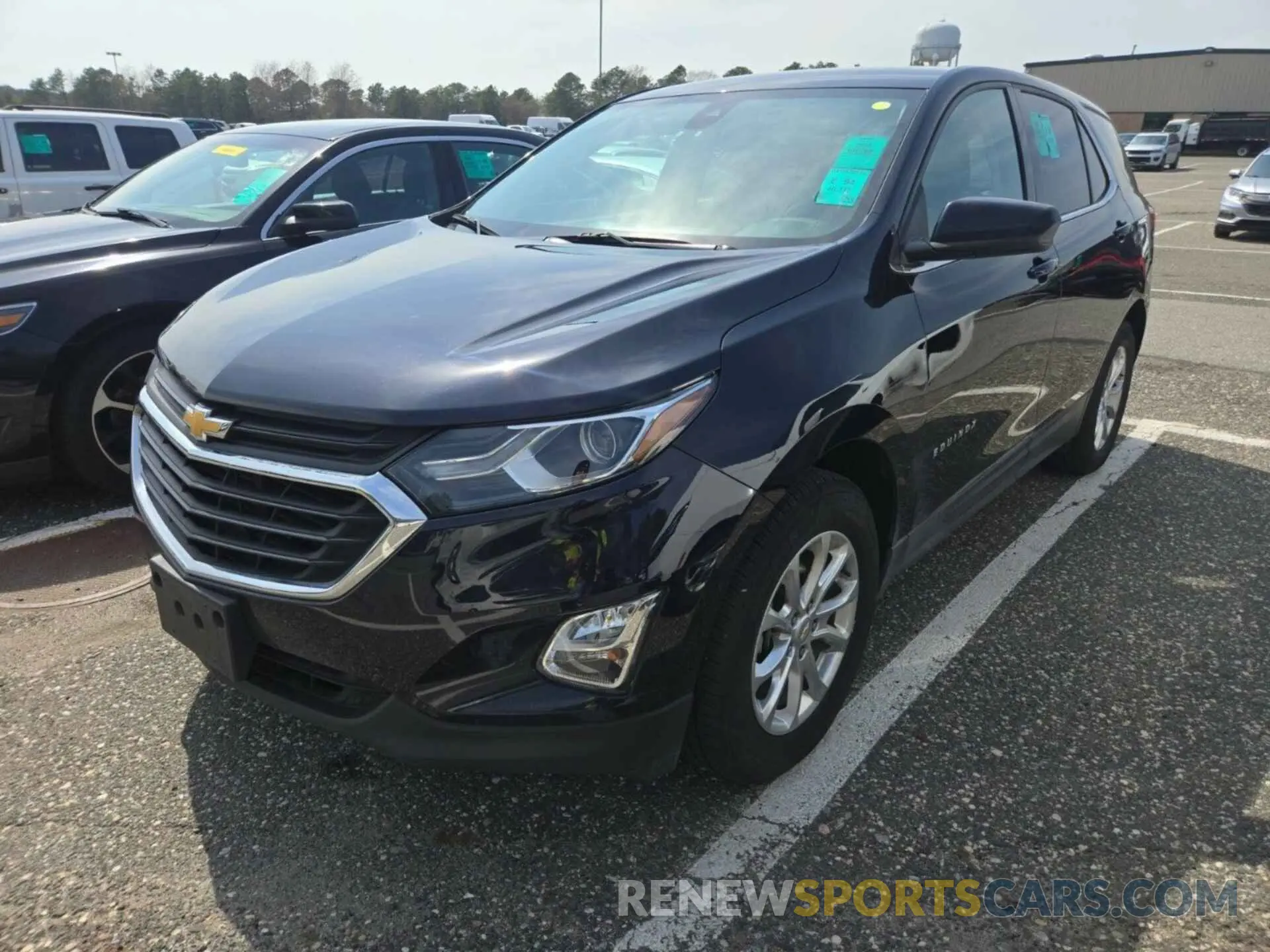8 Photograph of a damaged car 2GNAXJEV5L6230842 CHEVROLET EQUINOX 2020