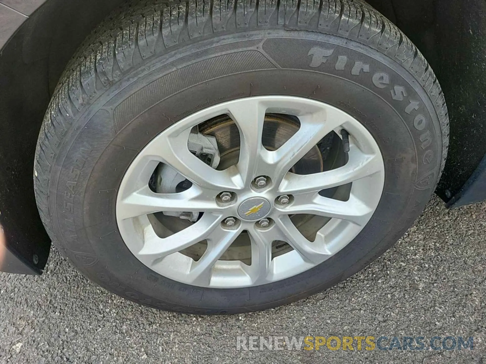19 Photograph of a damaged car 2GNAXJEV5L6231294 CHEVROLET EQUINOX 2020