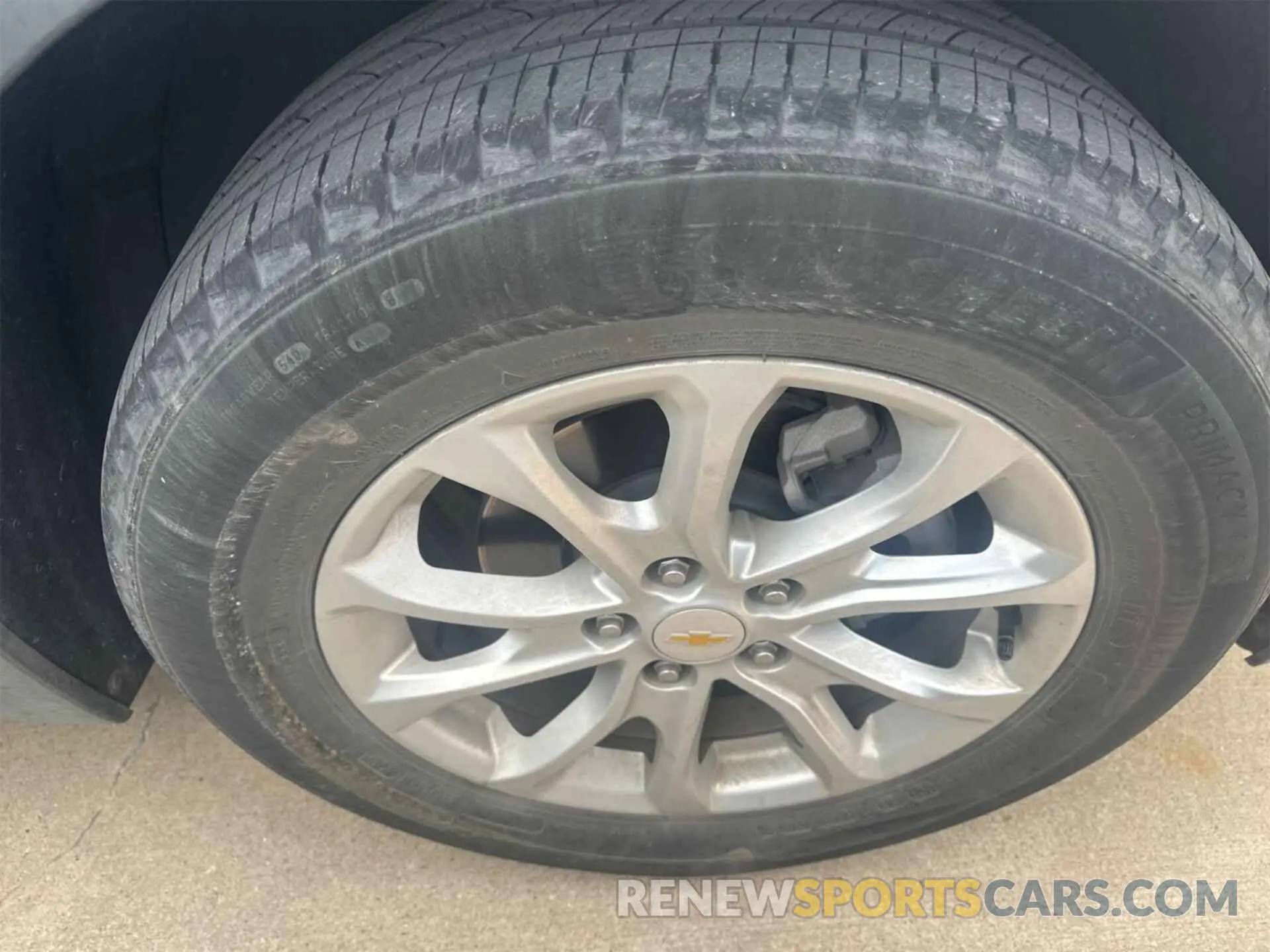 22 Photograph of a damaged car 2GNAXJEV5L6232686 CHEVROLET EQUINOX 2020