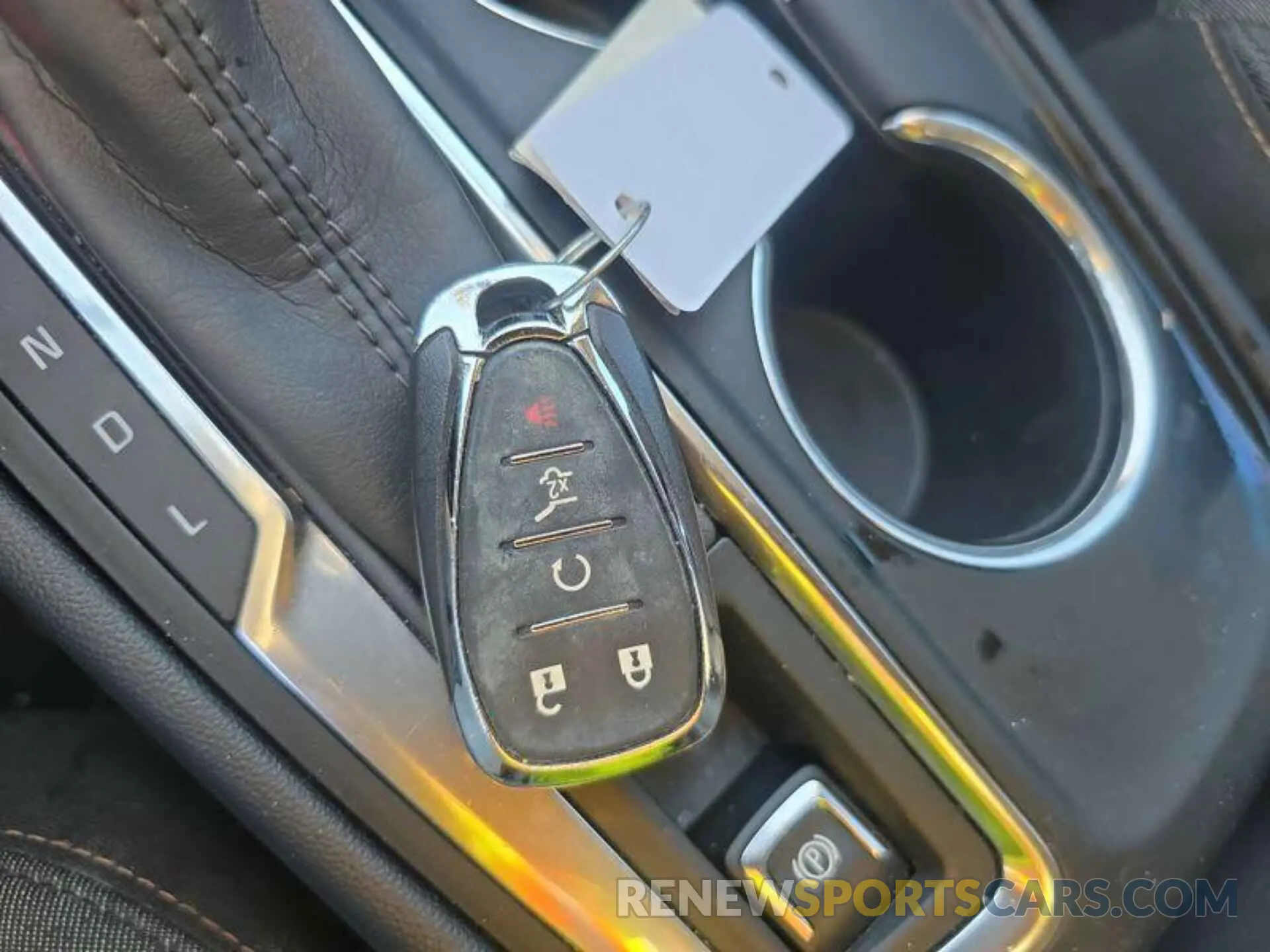 5 Photograph of a damaged car 2GNAXJEV5L6232915 CHEVROLET EQUINOX 2020