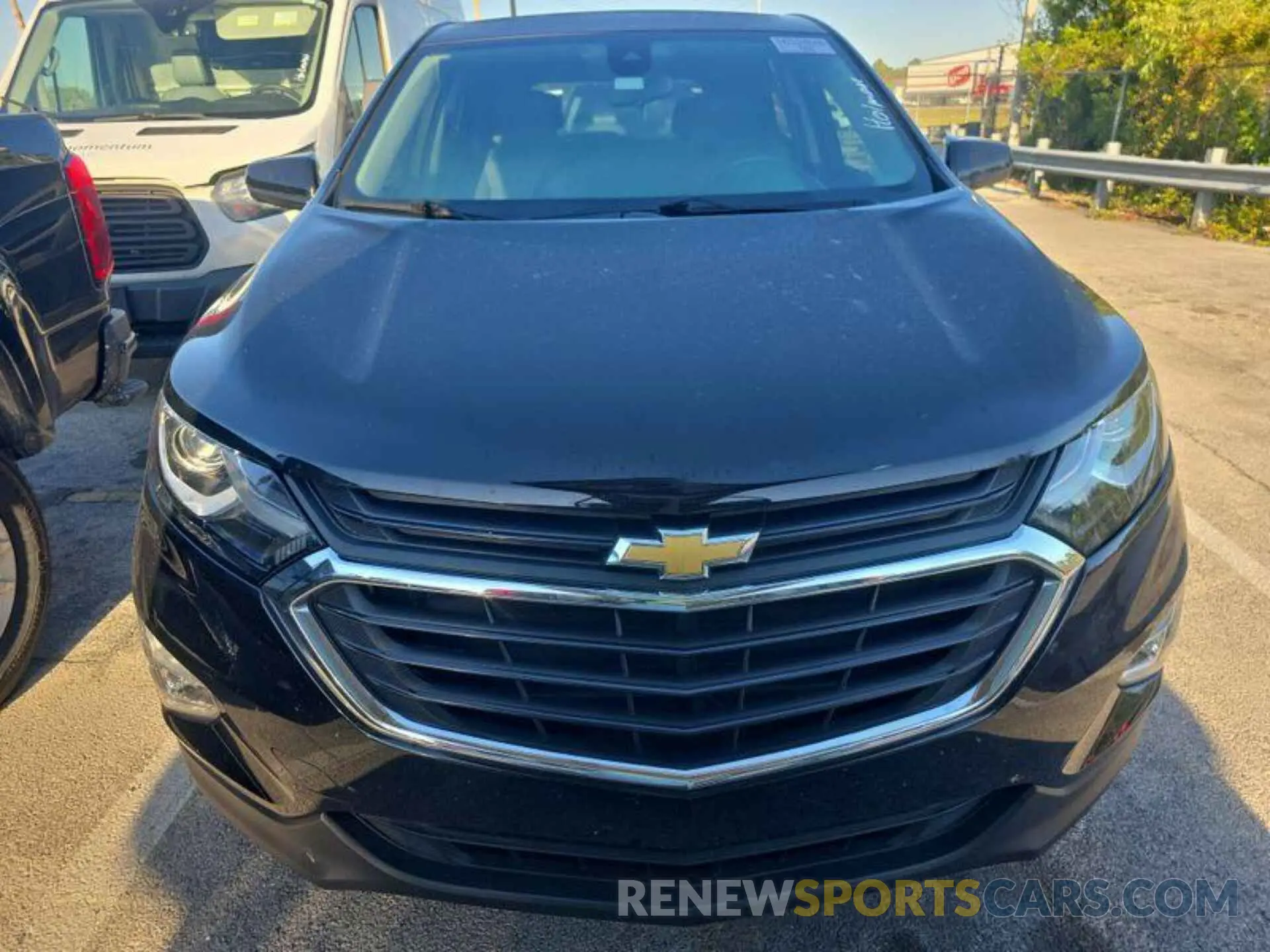8 Photograph of a damaged car 2GNAXJEV5L6232915 CHEVROLET EQUINOX 2020