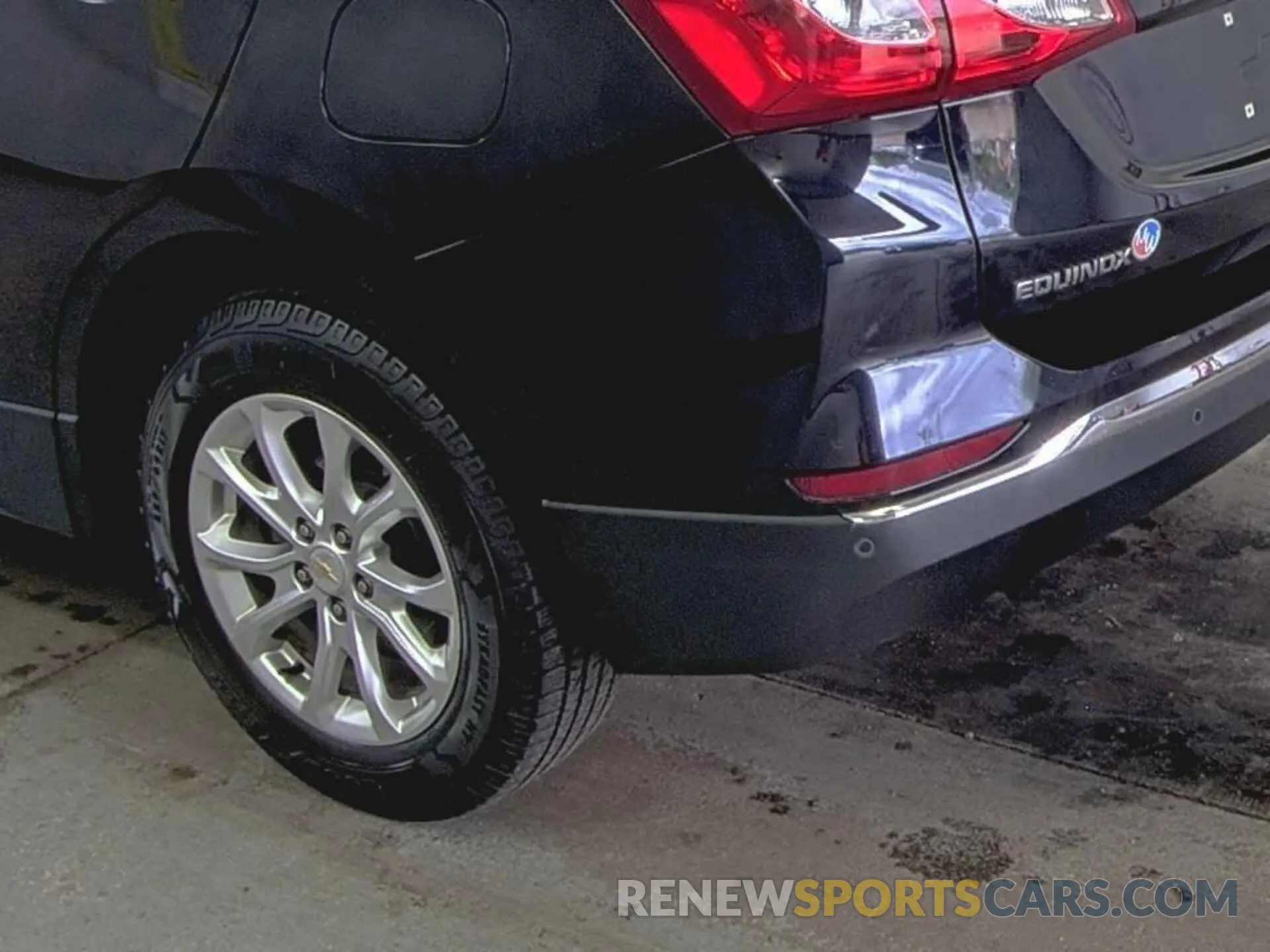 16 Photograph of a damaged car 2GNAXJEV5L6233692 CHEVROLET EQUINOX 2020