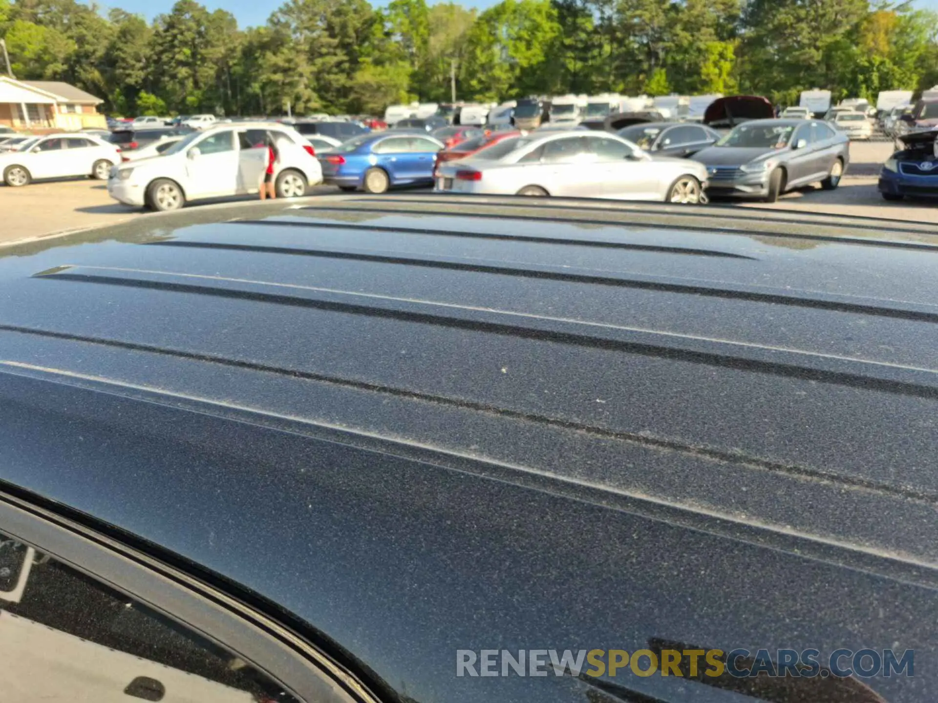 21 Photograph of a damaged car 2GNAXJEV5L6238147 CHEVROLET EQUINOX 2020