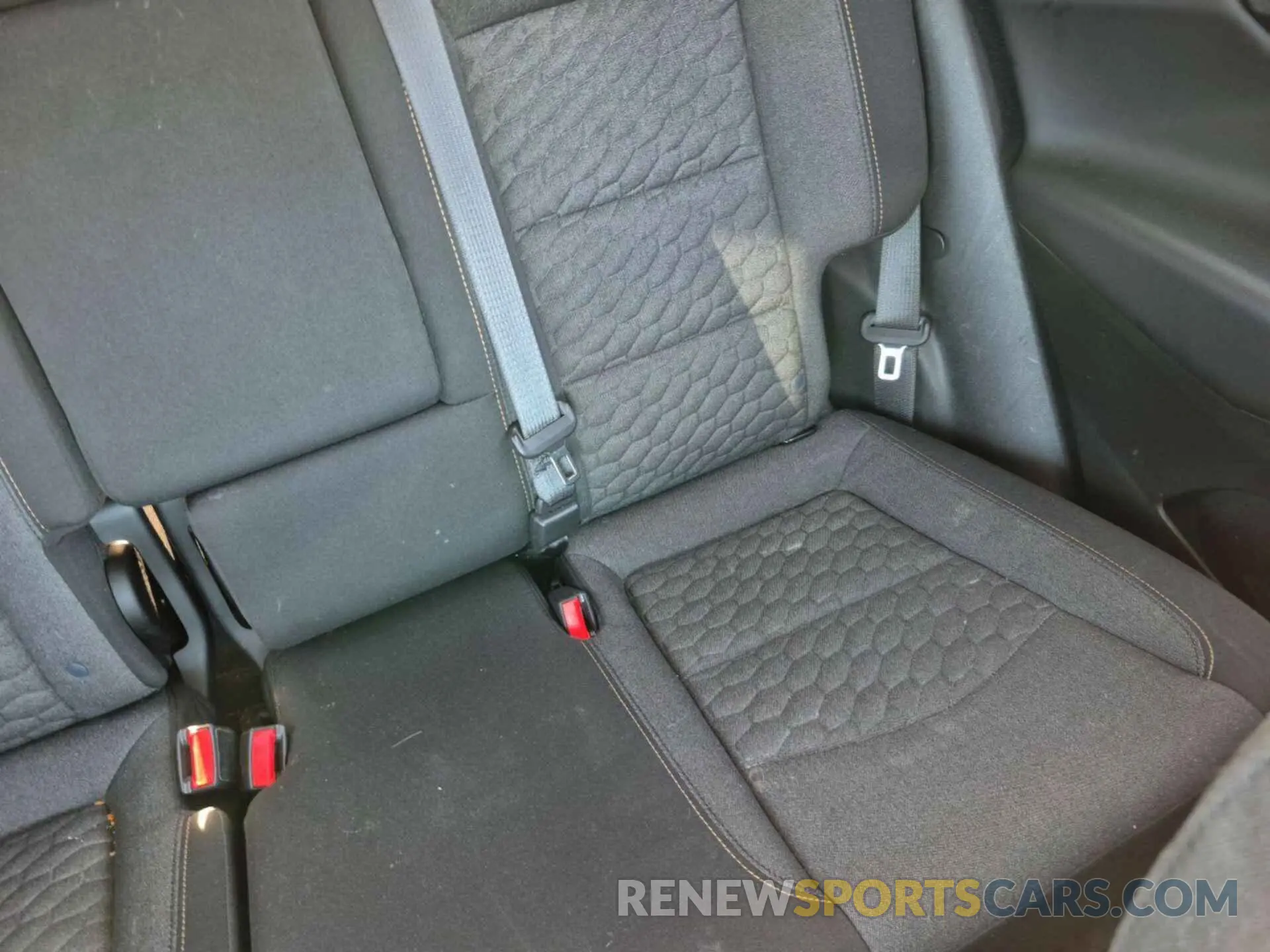 7 Photograph of a damaged car 2GNAXJEV5L6238147 CHEVROLET EQUINOX 2020