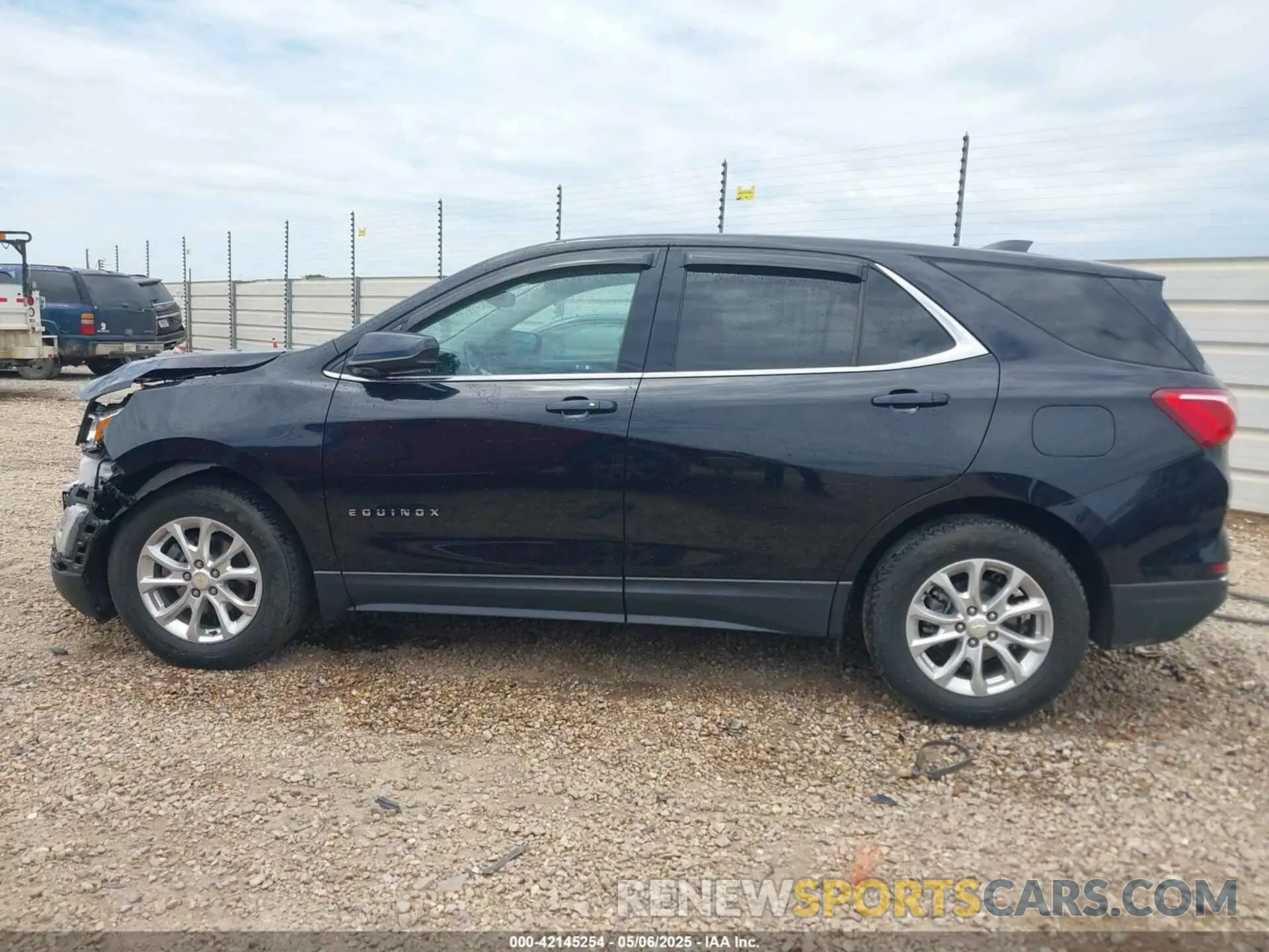 14 Photograph of a damaged car 2GNAXJEV5L6243512 CHEVROLET EQUINOX 2020