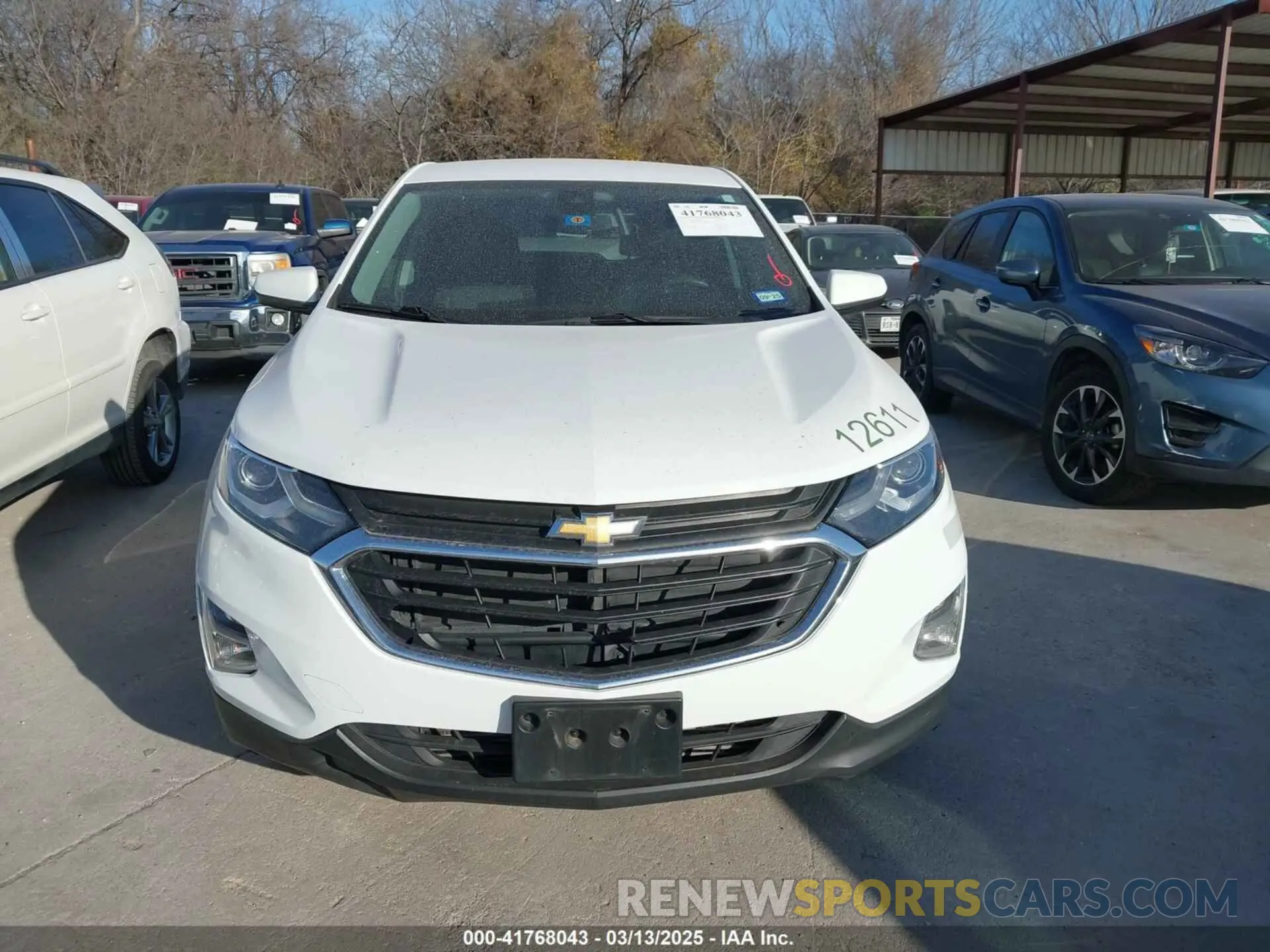 12 Photograph of a damaged car 2GNAXJEV5L6261380 CHEVROLET EQUINOX 2020