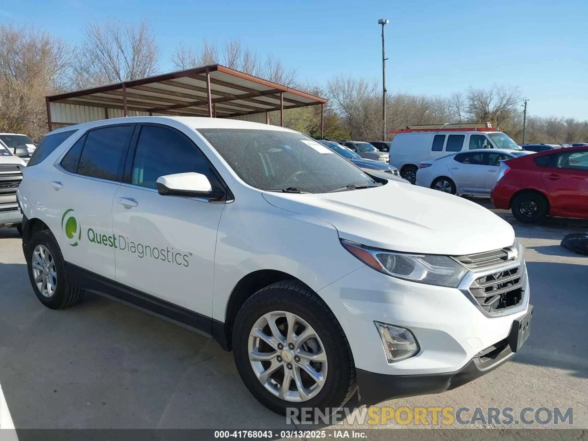 13 Photograph of a damaged car 2GNAXJEV5L6261380 CHEVROLET EQUINOX 2020