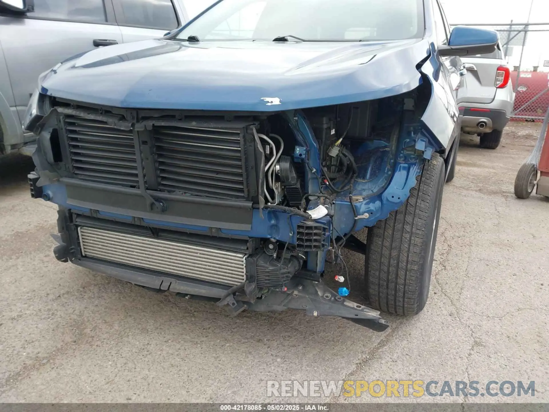 6 Photograph of a damaged car 2GNAXJEV5L6284013 CHEVROLET EQUINOX 2020