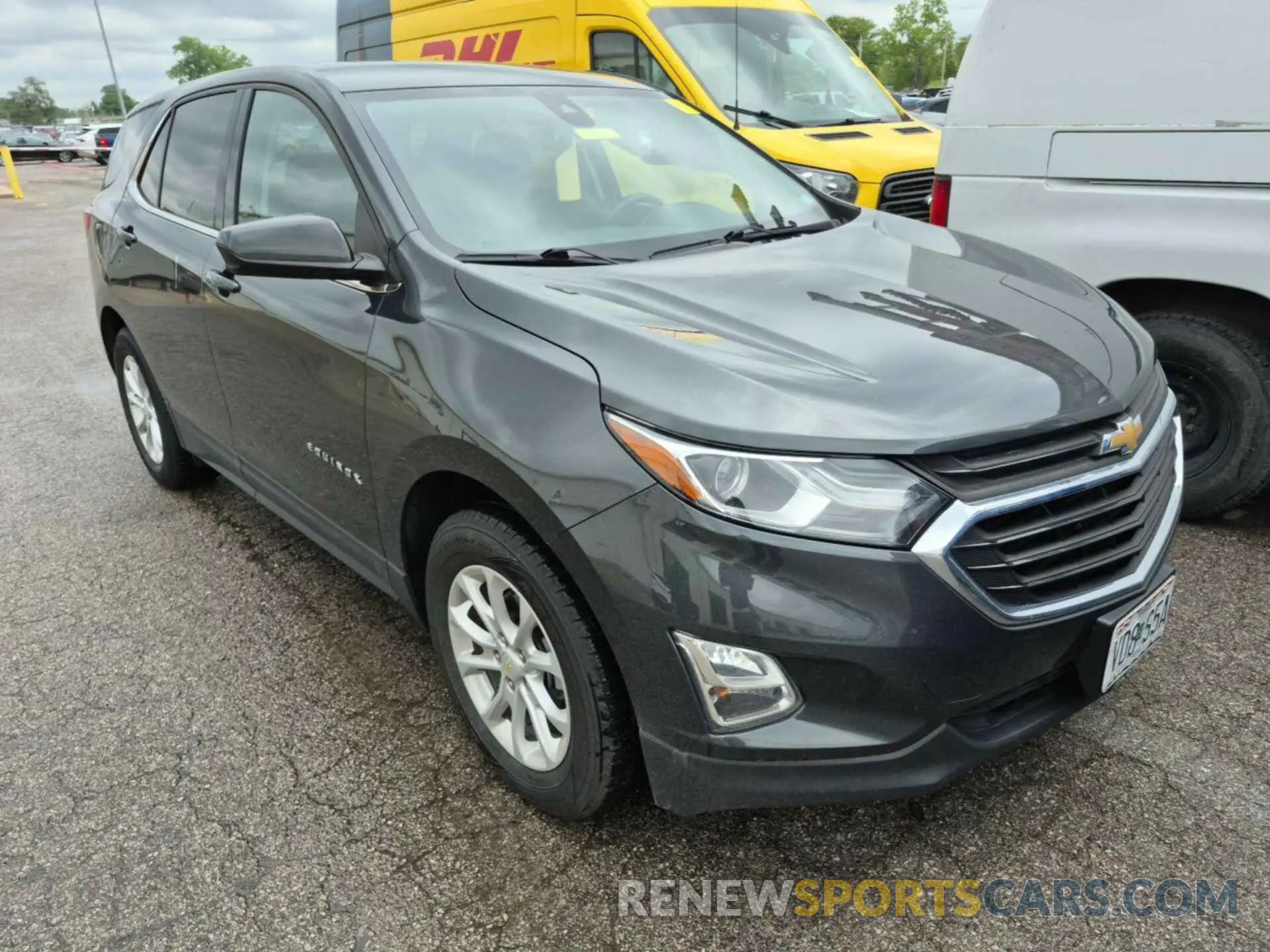 24 Photograph of a damaged car 2GNAXJEV6L6154659 CHEVROLET EQUINOX 2020
