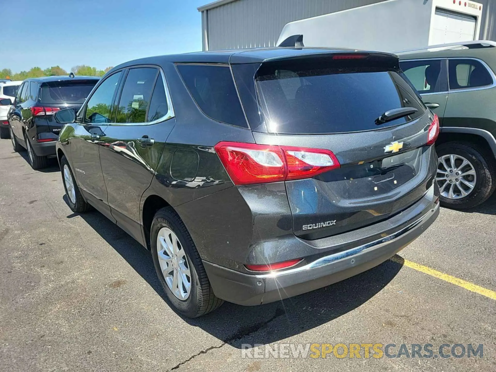 15 Photograph of a damaged car 2GNAXJEV6L6155245 CHEVROLET EQUINOX 2020