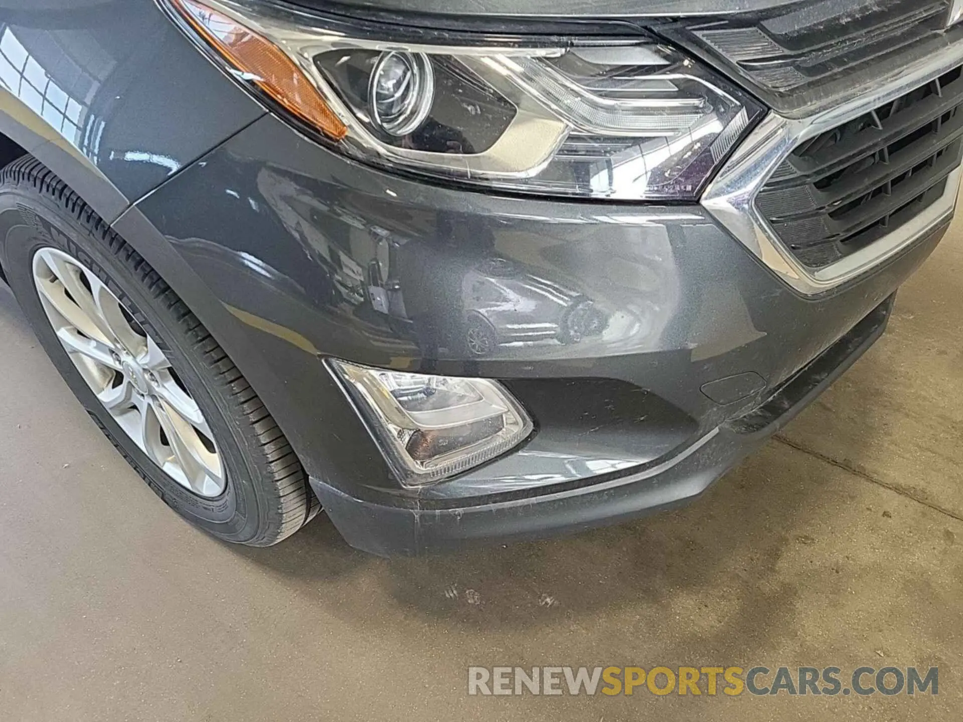 5 Photograph of a damaged car 2GNAXJEV6L6155245 CHEVROLET EQUINOX 2020
