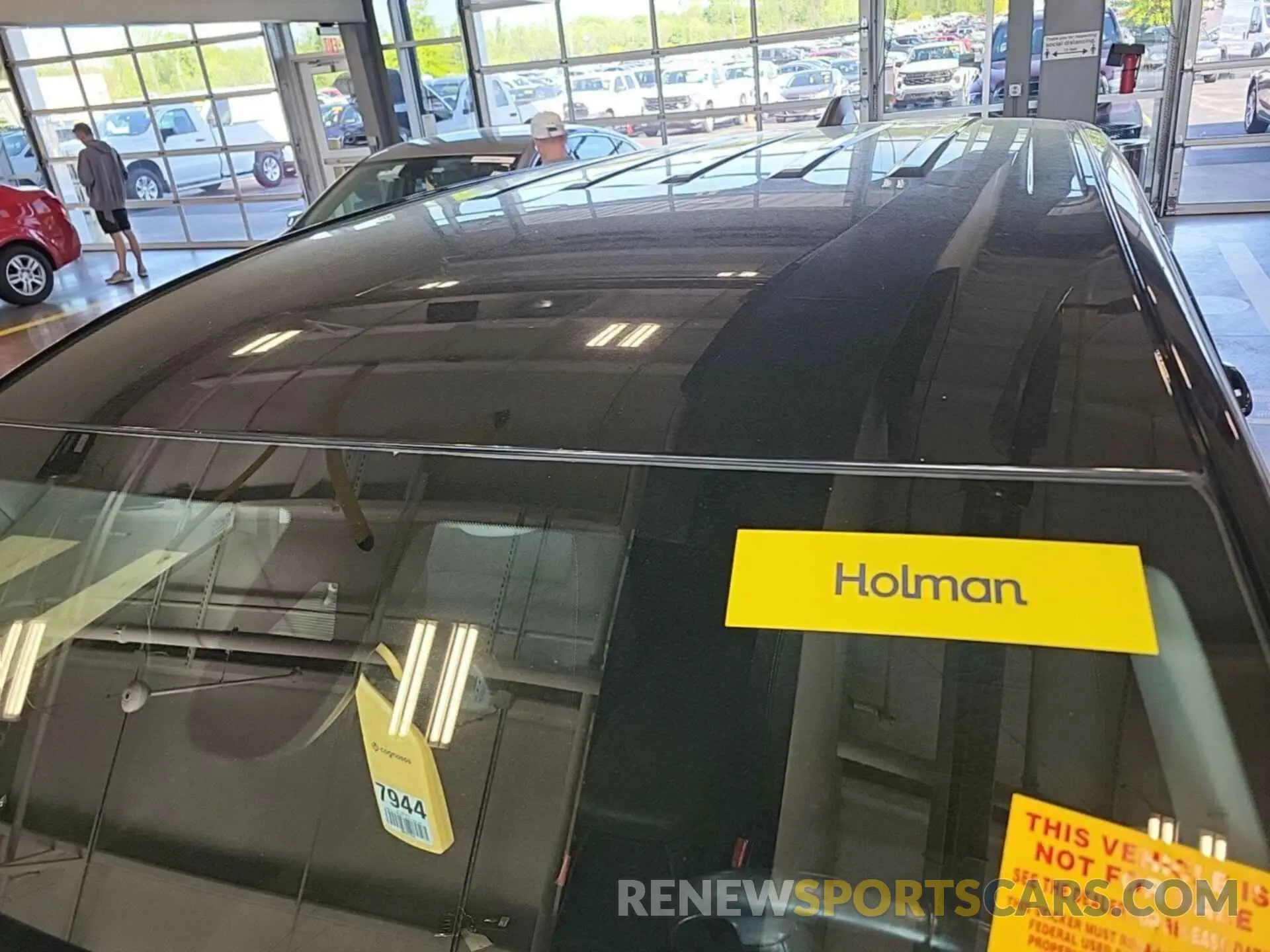 20 Photograph of a damaged car 2GNAXJEV6L6159621 CHEVROLET EQUINOX 2020