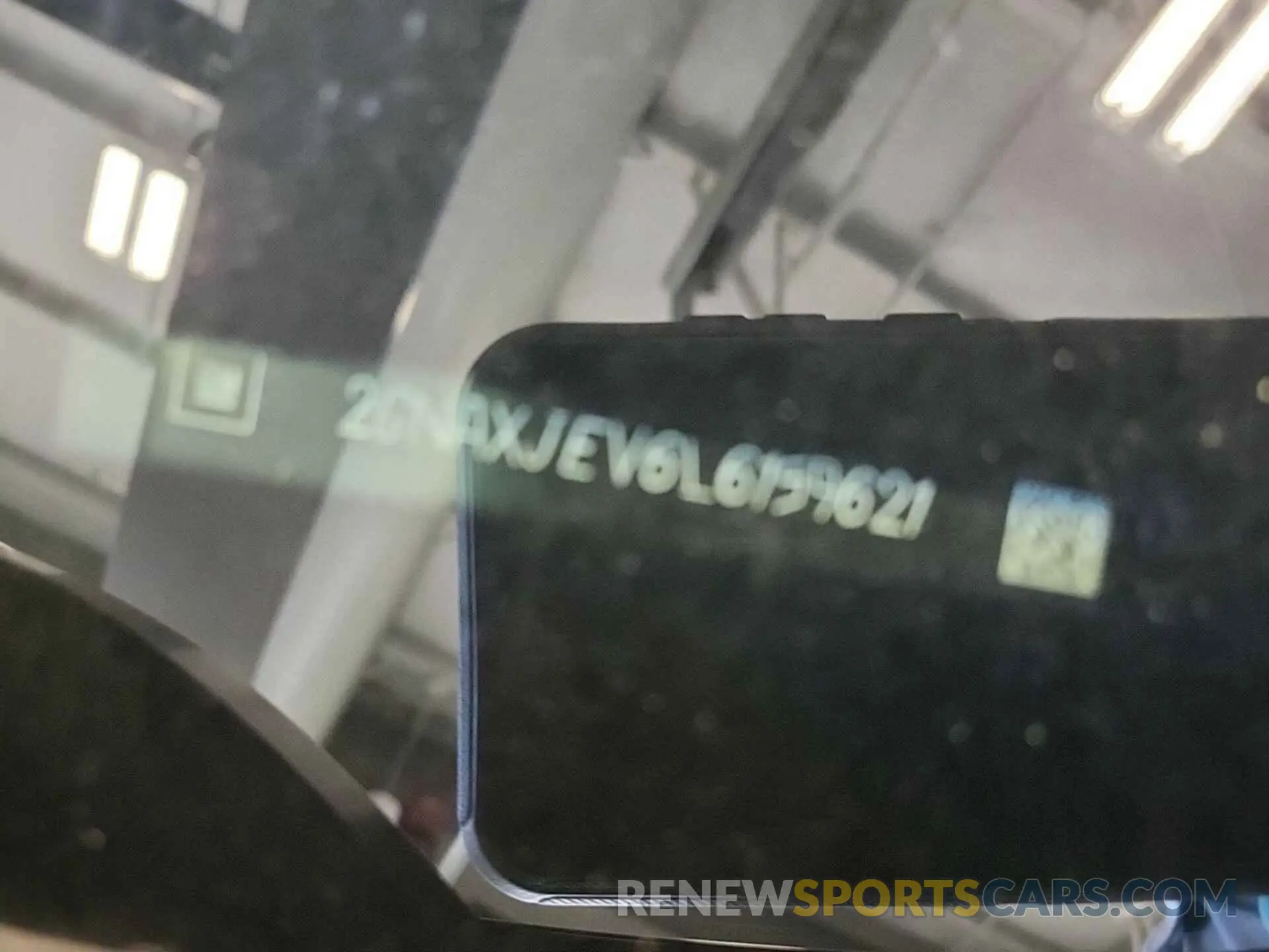 21 Photograph of a damaged car 2GNAXJEV6L6159621 CHEVROLET EQUINOX 2020