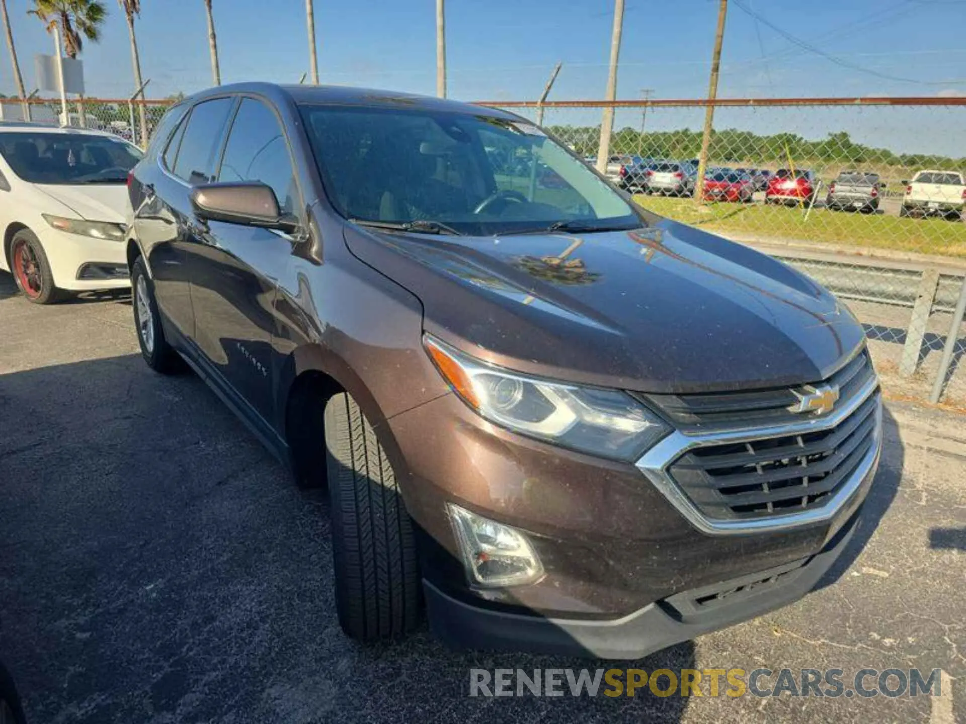 5 Photograph of a damaged car 2GNAXJEV6L6176001 CHEVROLET EQUINOX 2020