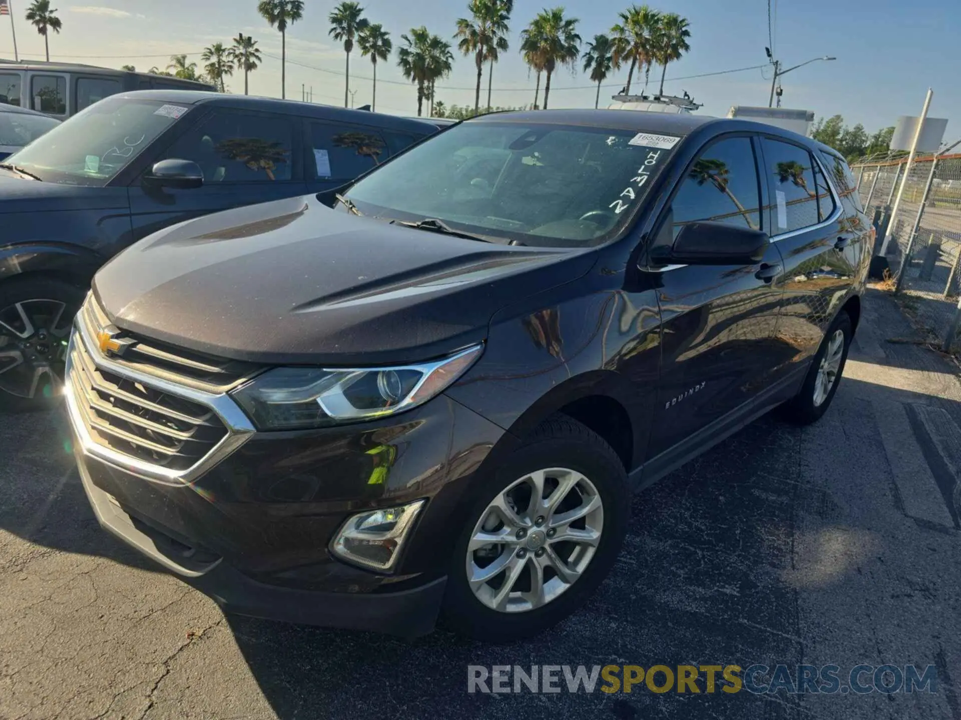 9 Photograph of a damaged car 2GNAXJEV6L6176001 CHEVROLET EQUINOX 2020