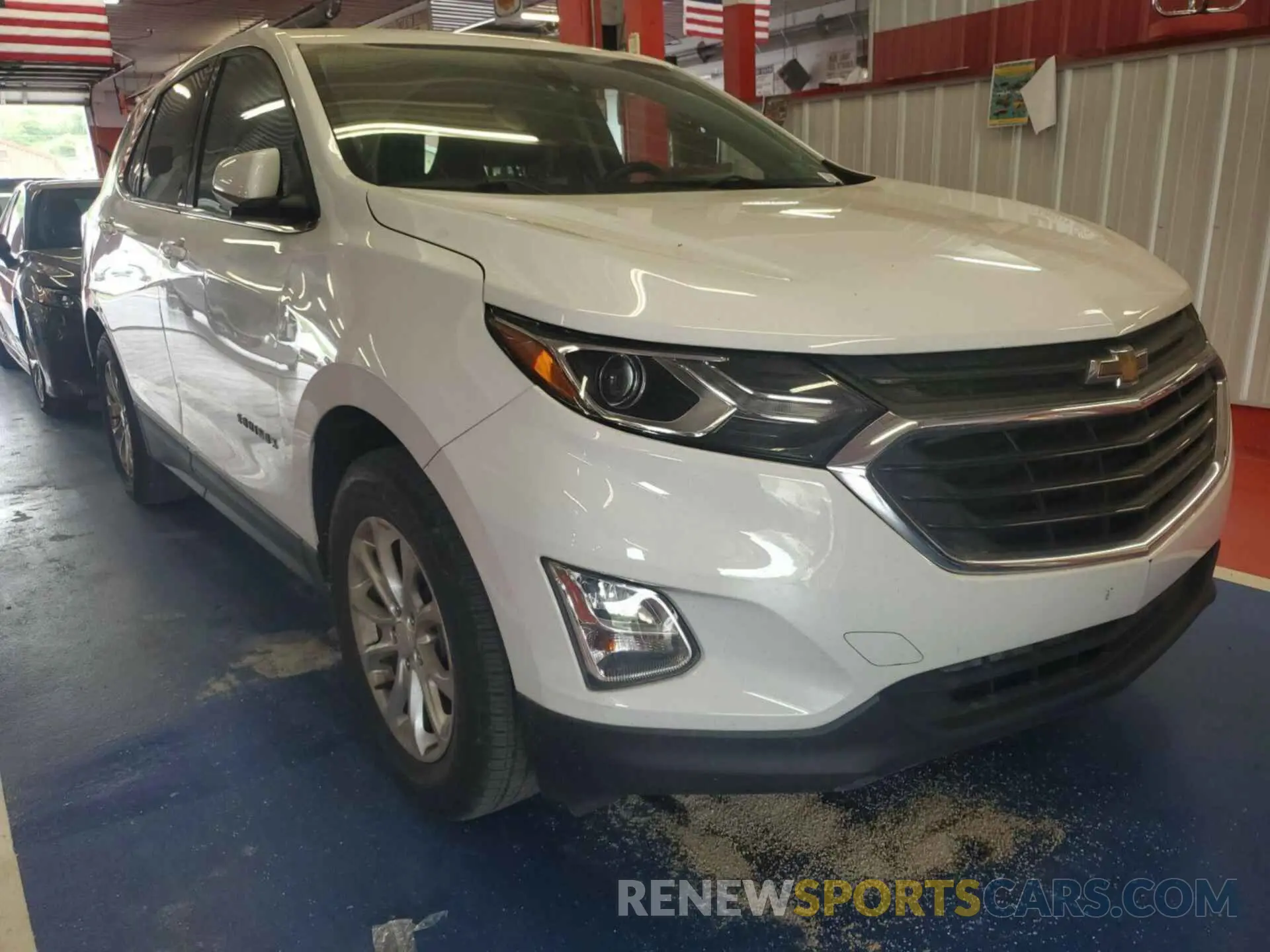 7 Photograph of a damaged car 2GNAXJEV6L6230476 CHEVROLET EQUINOX 2020