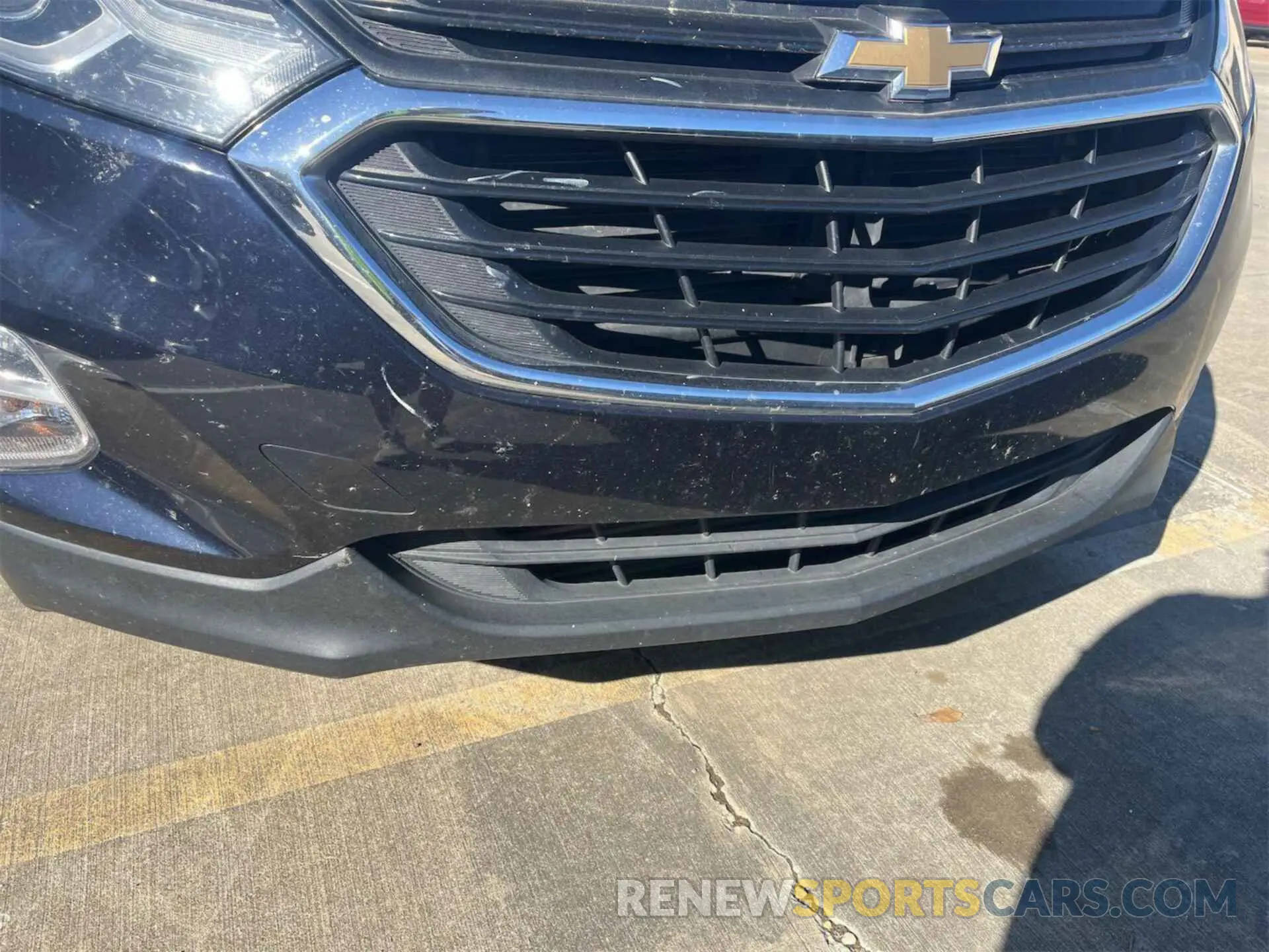 18 Photograph of a damaged car 2GNAXJEV6L6231966 CHEVROLET EQUINOX 2020