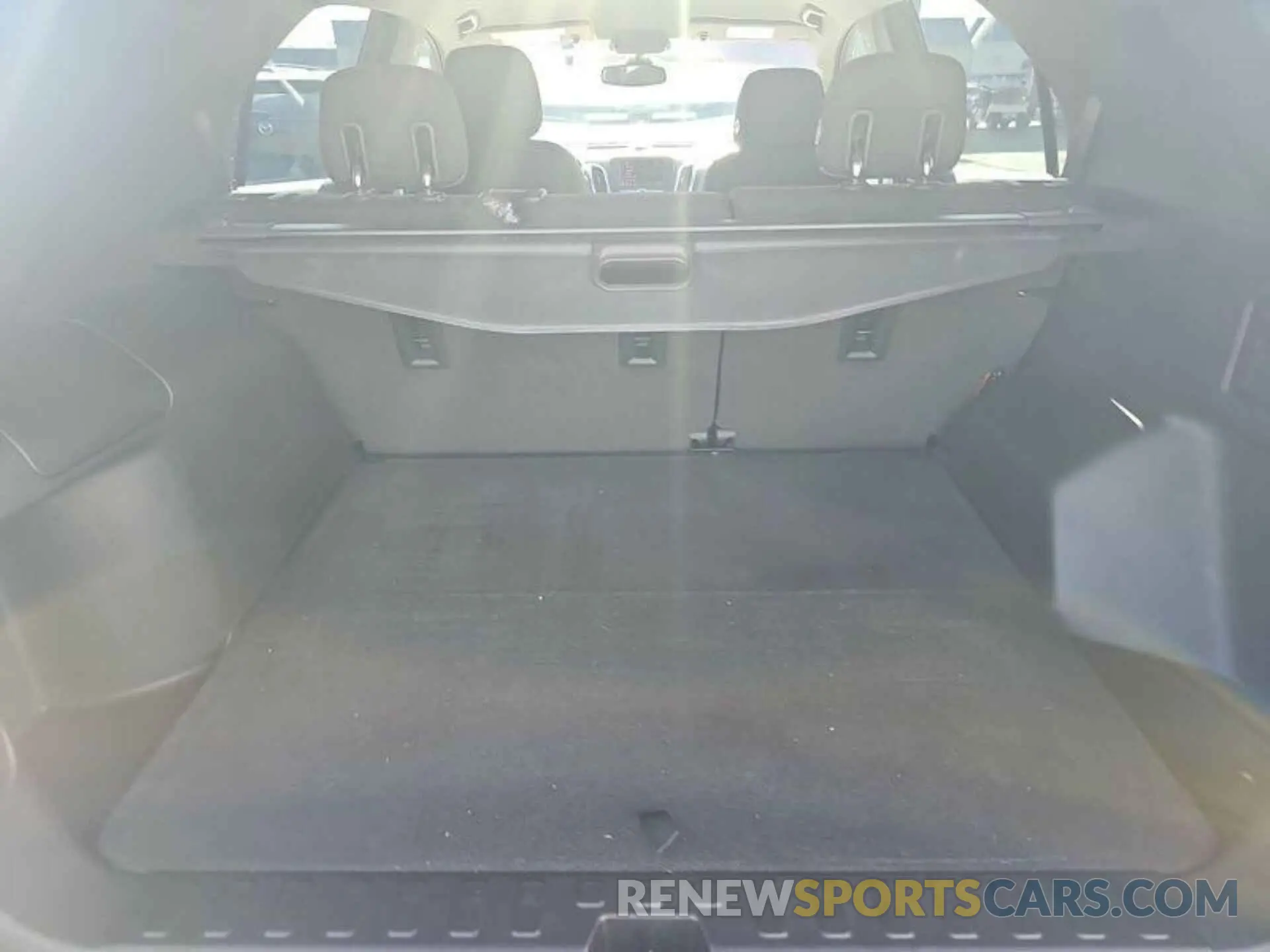 14 Photograph of a damaged car 2GNAXJEV6L6238531 CHEVROLET EQUINOX 2020