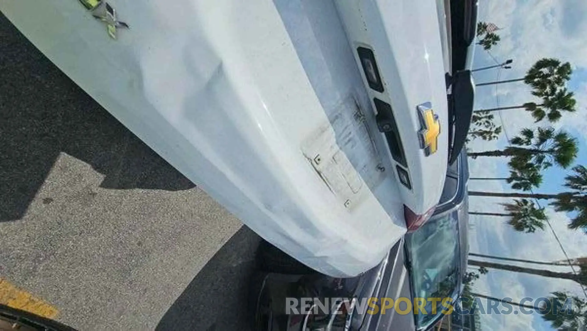 12 Photograph of a damaged car 2GNAXJEV6L6240022 CHEVROLET EQUINOX 2020