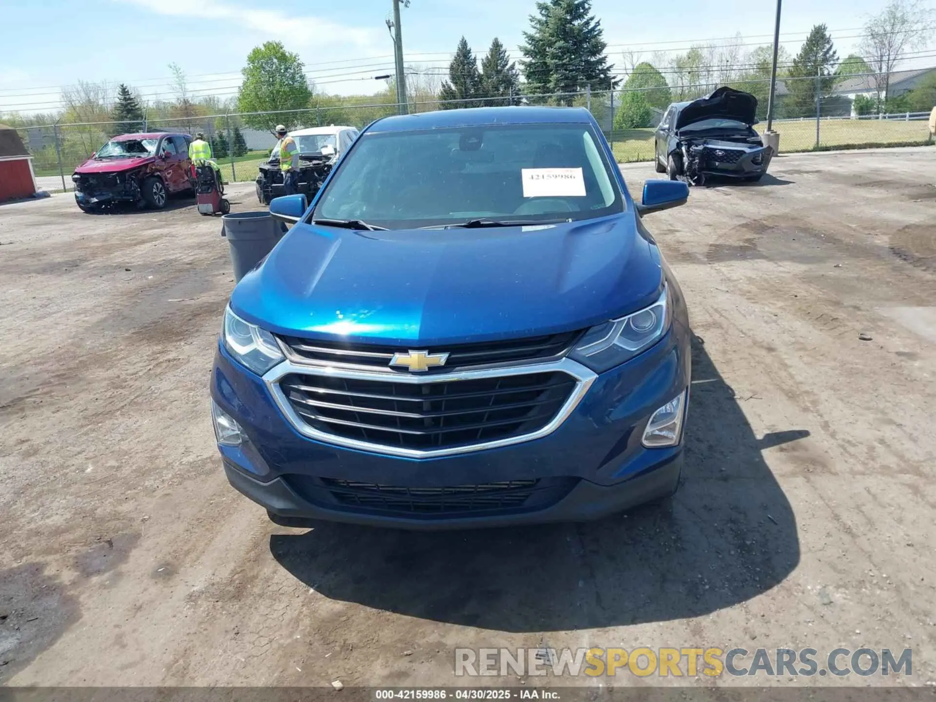 12 Photograph of a damaged car 2GNAXJEV7L6124991 CHEVROLET EQUINOX 2020