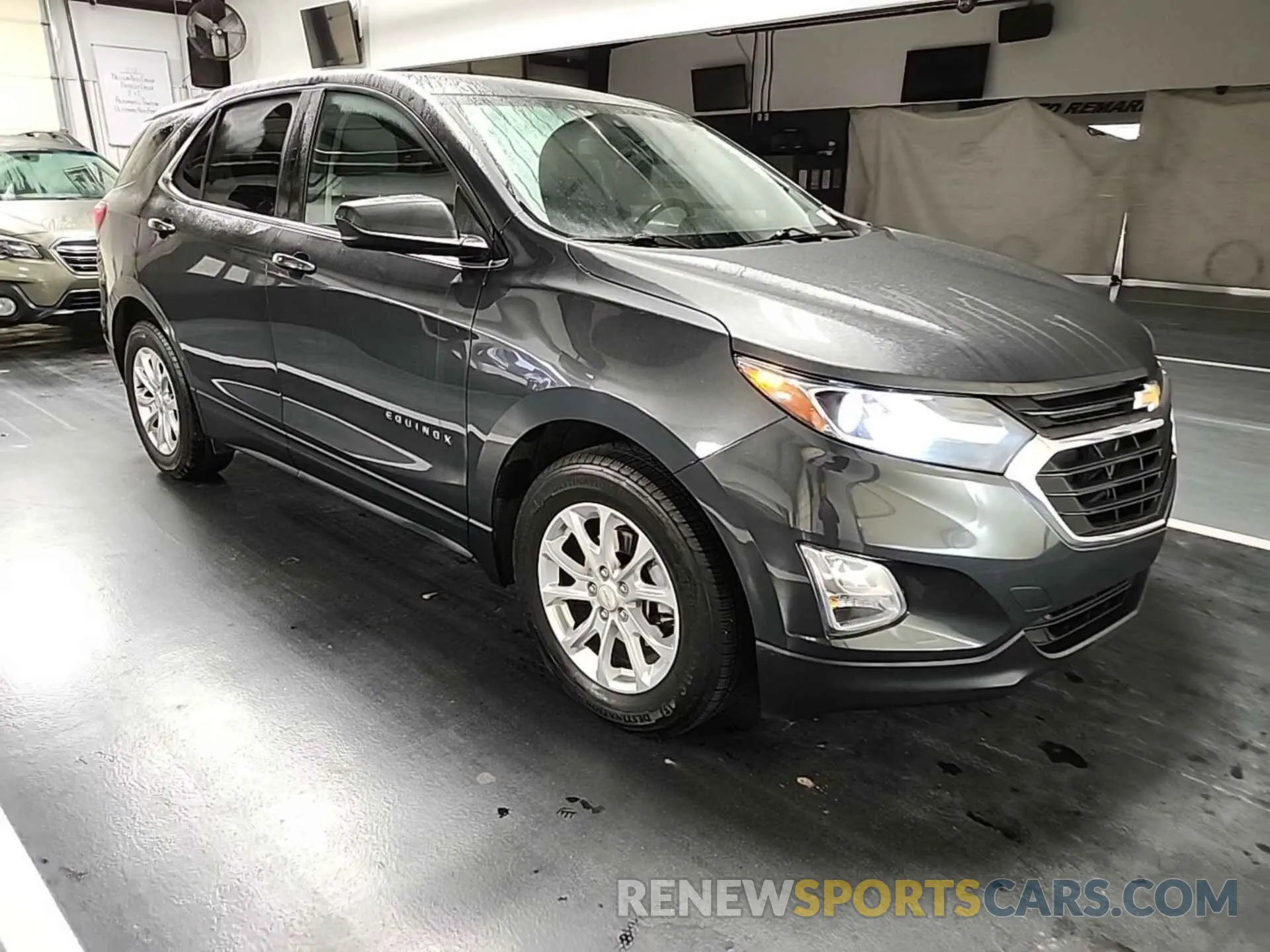 3 Photograph of a damaged car 2GNAXJEV7L6151527 CHEVROLET EQUINOX 2020