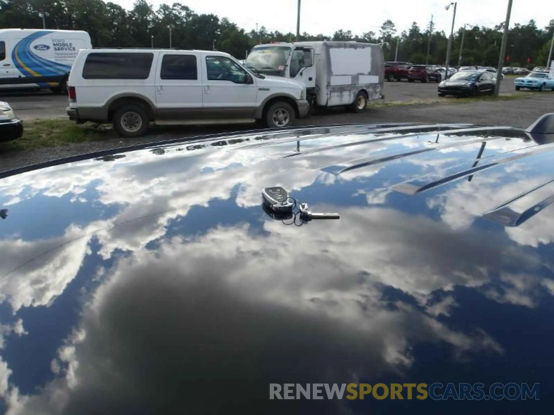 5 Photograph of a damaged car 2GNAXJEV7L6156887 CHEVROLET EQUINOX 2020