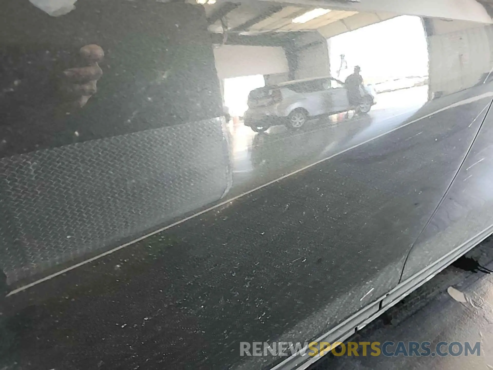 8 Photograph of a damaged car 2GNAXJEV7L6157473 CHEVROLET EQUINOX 2020