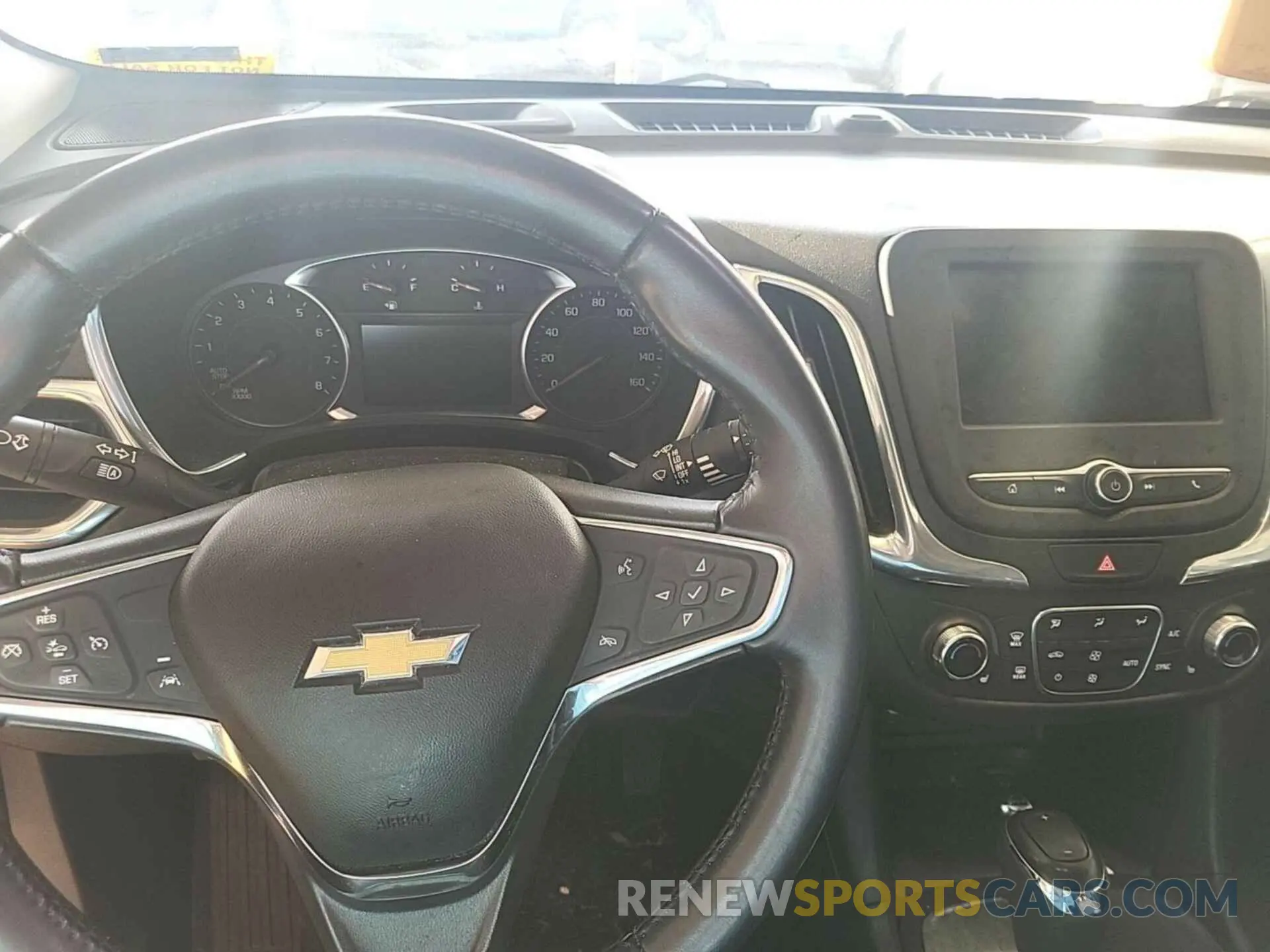 14 Photograph of a damaged car 2GNAXJEV7L6231331 CHEVROLET EQUINOX 2020