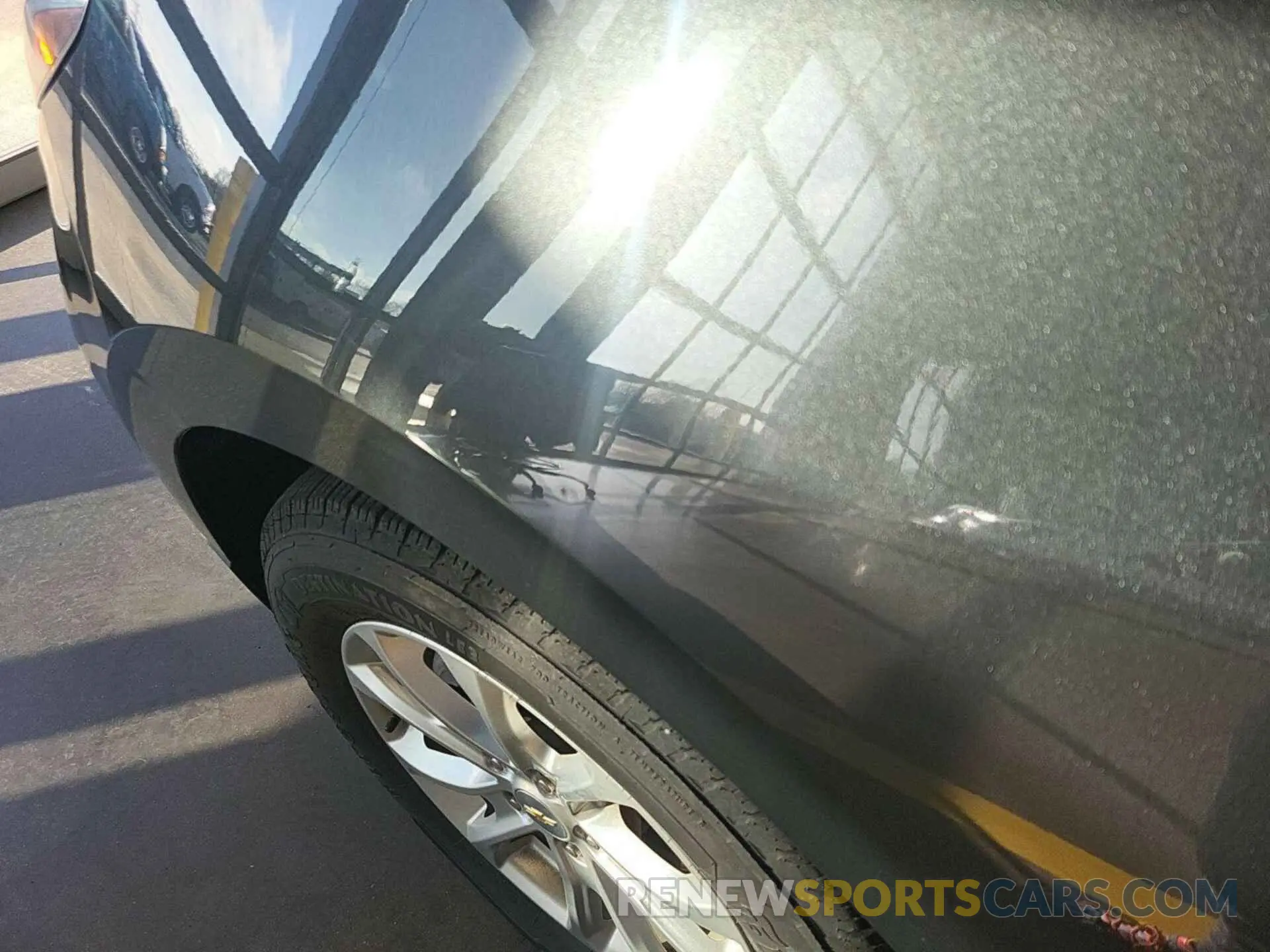 6 Photograph of a damaged car 2GNAXJEV7L6231331 CHEVROLET EQUINOX 2020