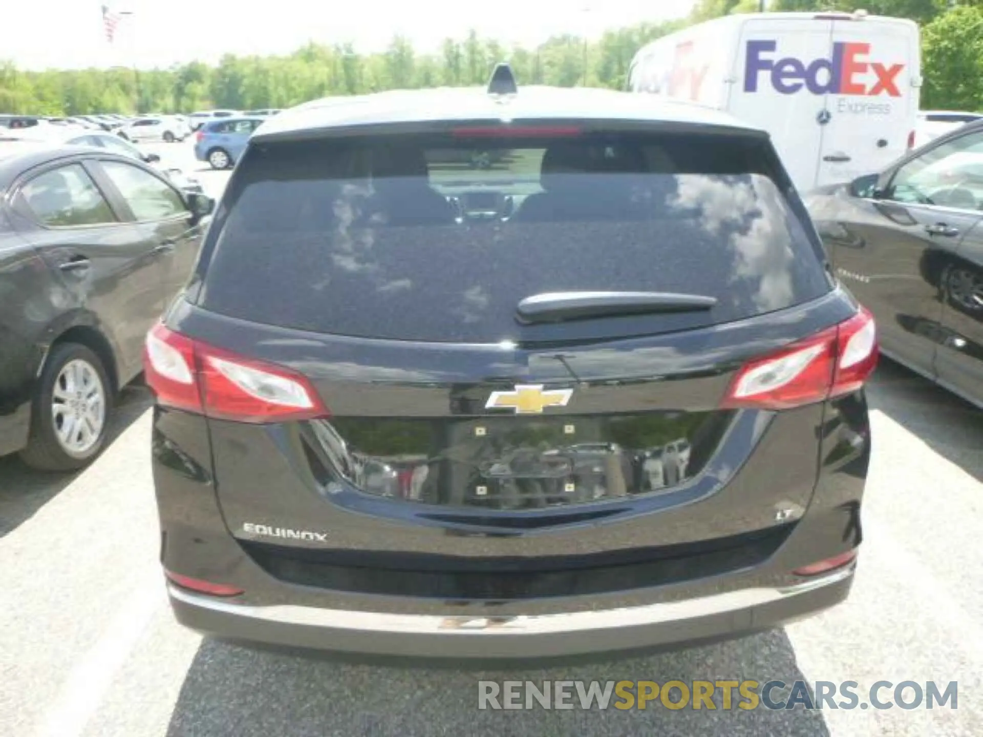 7 Photograph of a damaged car 2GNAXJEV7L6231748 CHEVROLET EQUINOX 2020