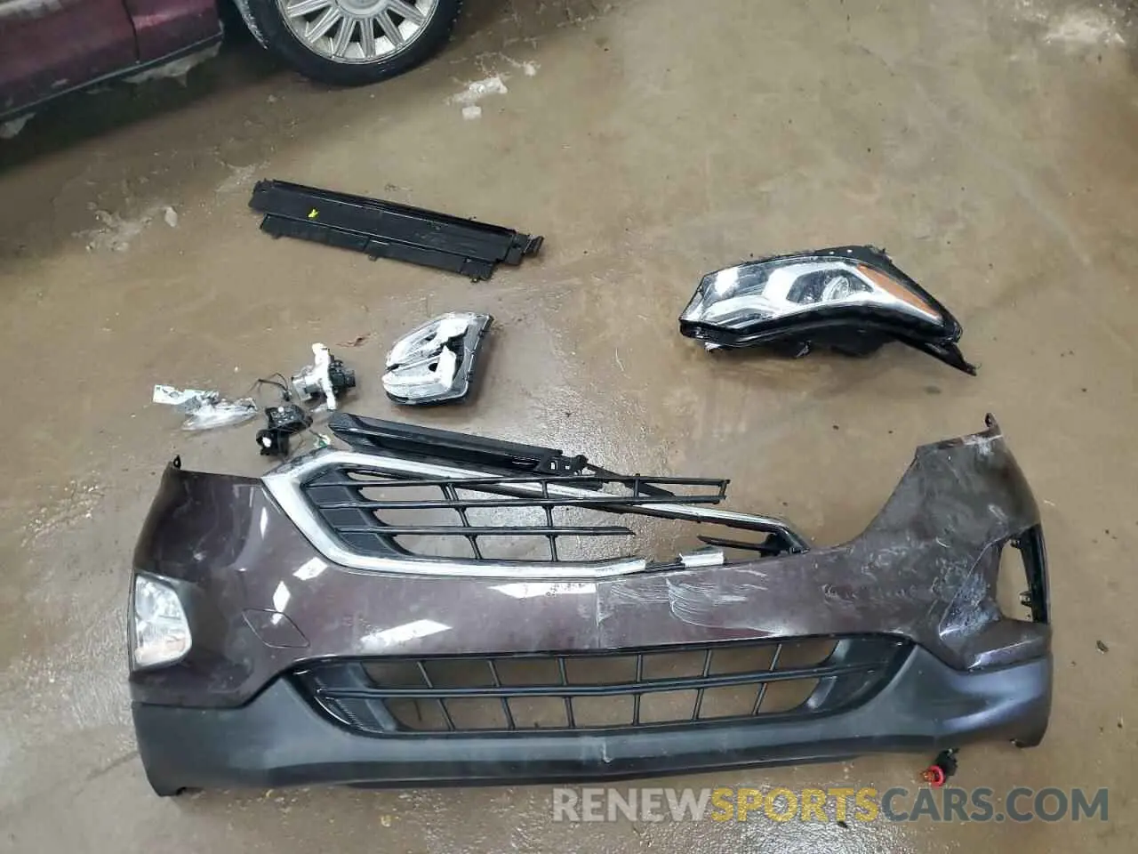 13 Photograph of a damaged car 2GNAXJEV7L6235671 CHEVROLET EQUINOX 2020