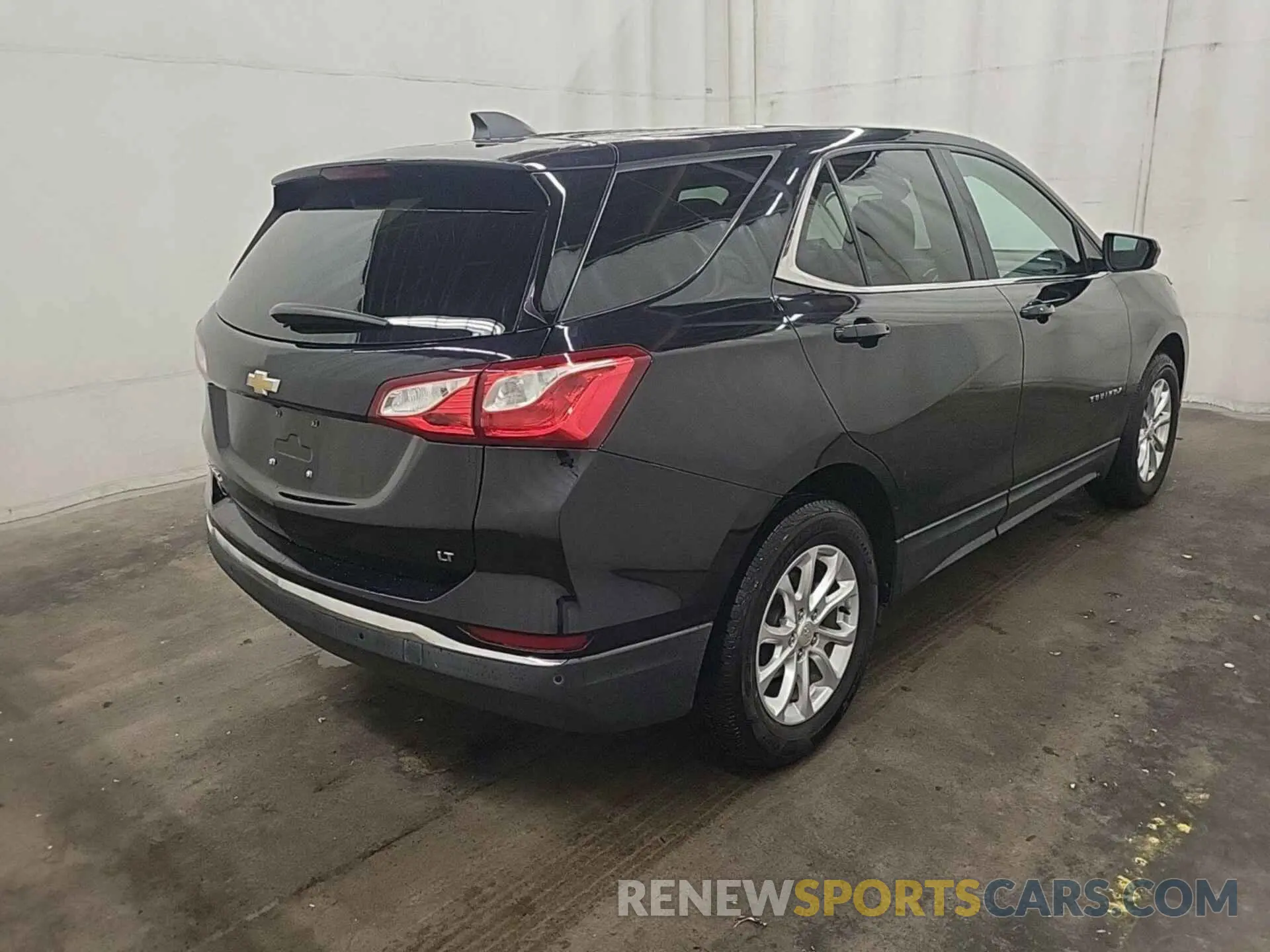 25 Photograph of a damaged car 2GNAXJEV7L6237226 CHEVROLET EQUINOX 2020