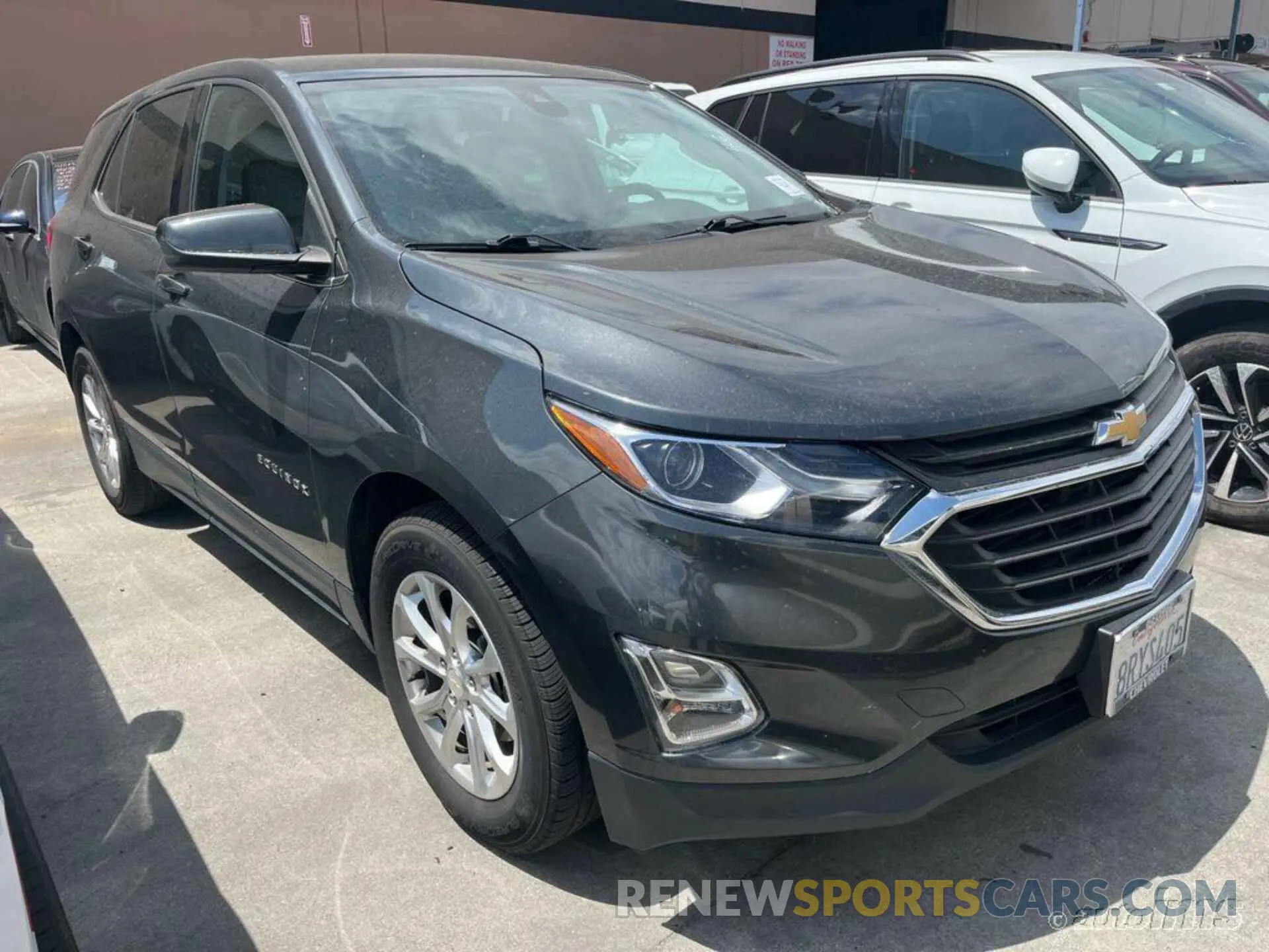 12 Photograph of a damaged car 2GNAXJEV7L6262384 CHEVROLET EQUINOX 2020