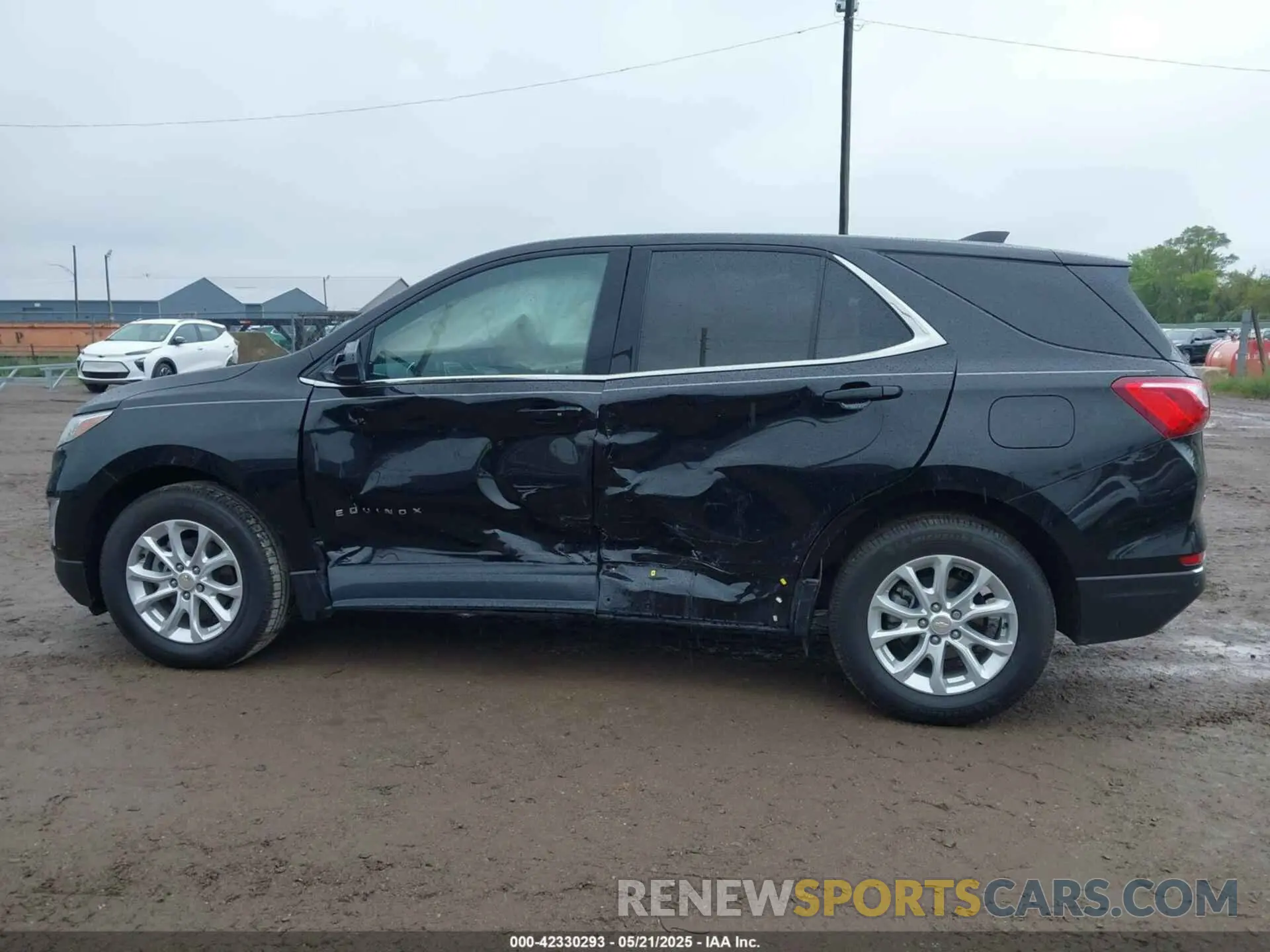 14 Photograph of a damaged car 2GNAXJEV8L6108900 CHEVROLET EQUINOX 2020